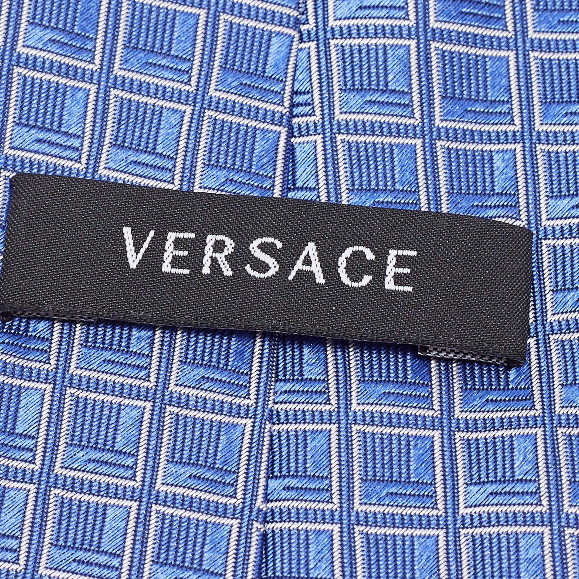 Versace Blue Square Patterned Silk Tie In Good Condition In Dubai, Al Qouz 2