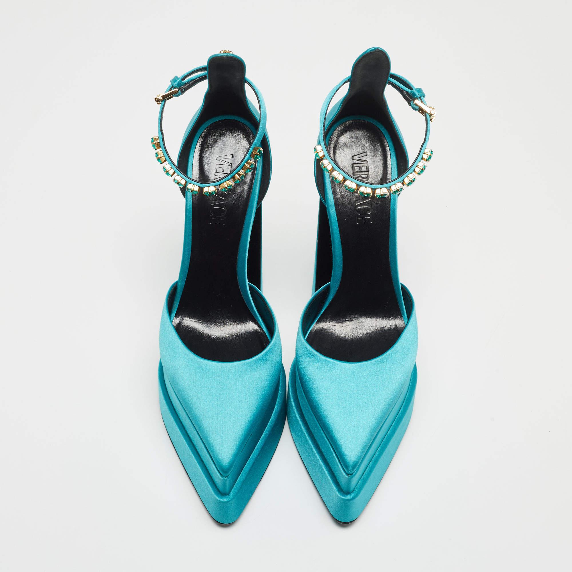 Stuart weitzman clingy sale
