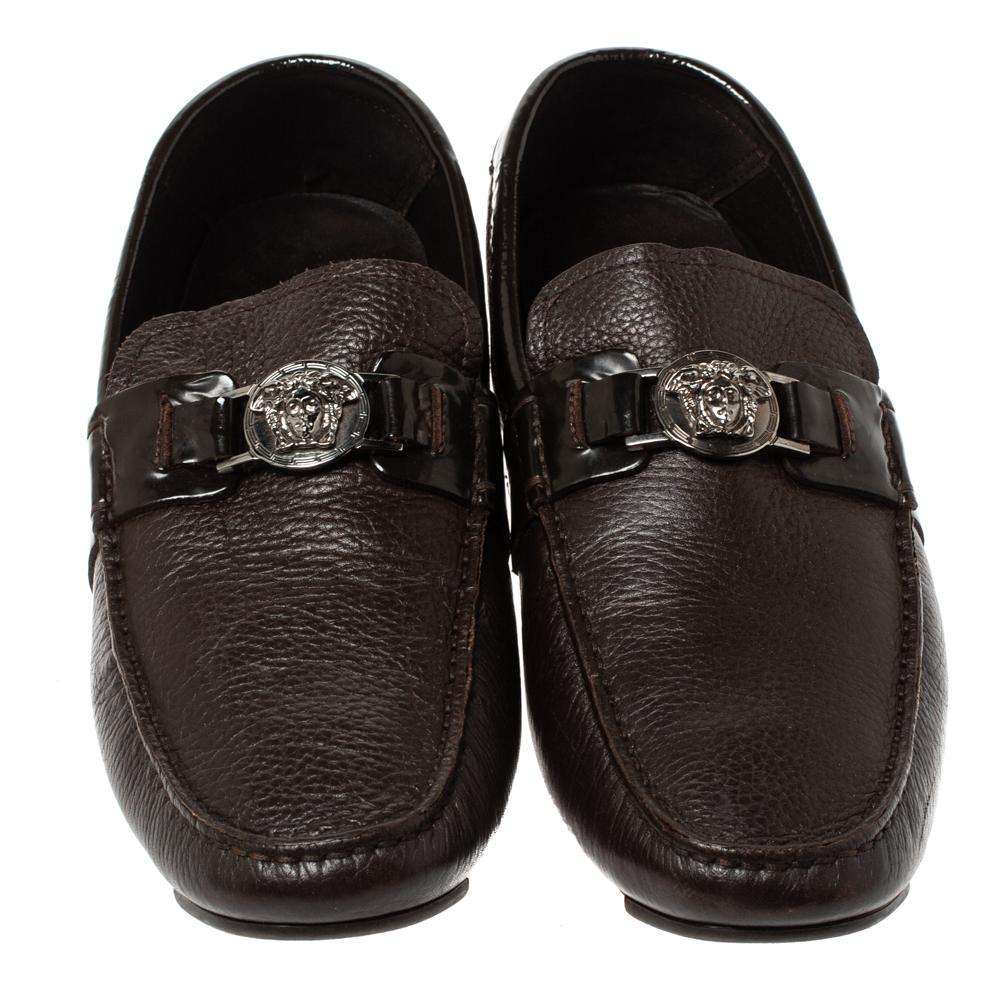 Black Versace Brown Leather And Patent Trim Medusa Detail Slip On Loafers Size 43 For Sale