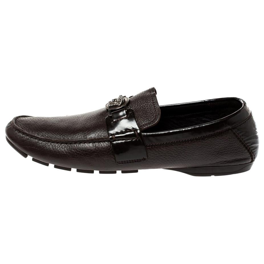 Versace Brown Leather And Patent Trim Medusa Detail Slip On Loafers Size 43 For Sale