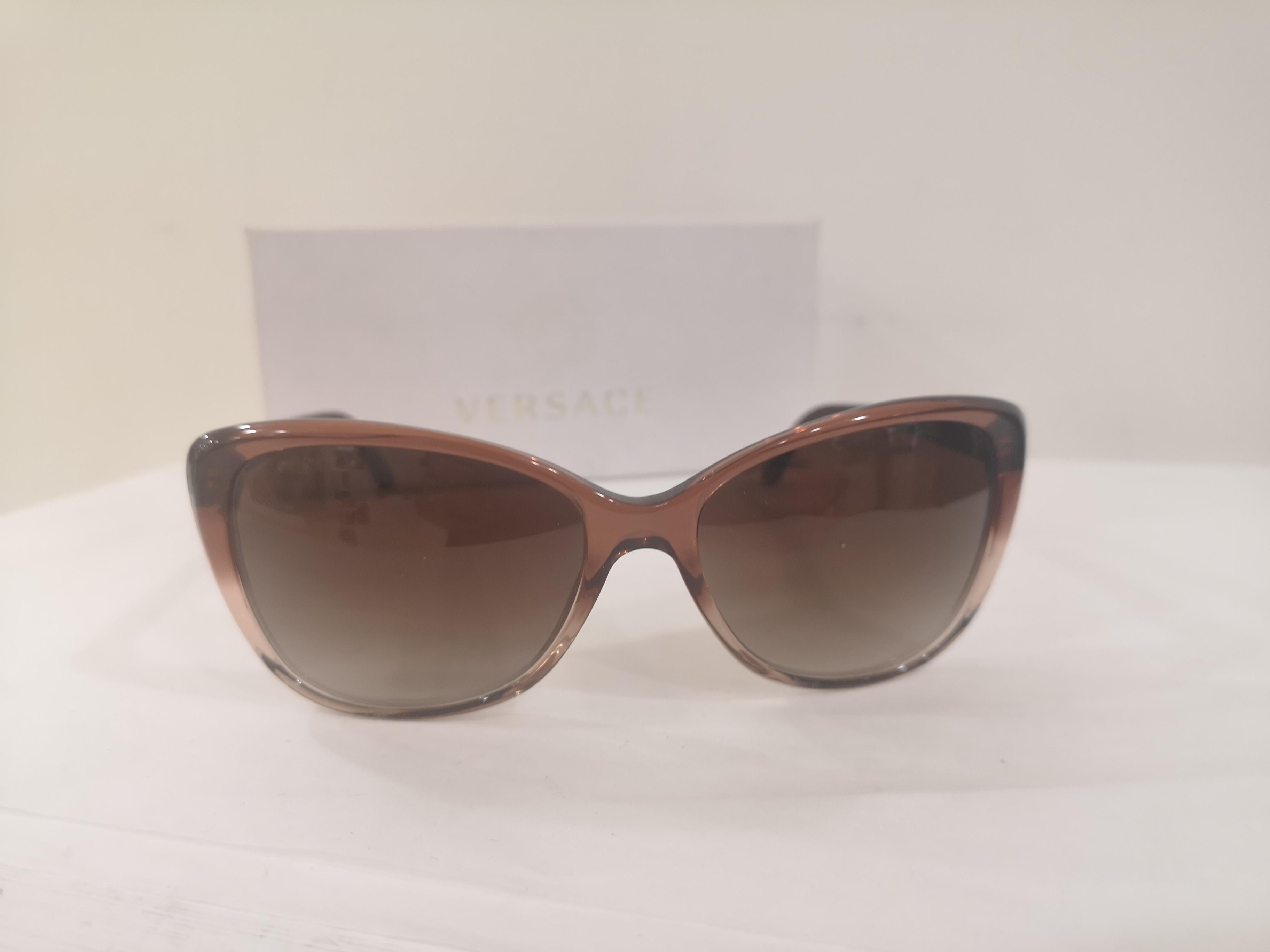 Versace Brown sunglasses NWOT 8