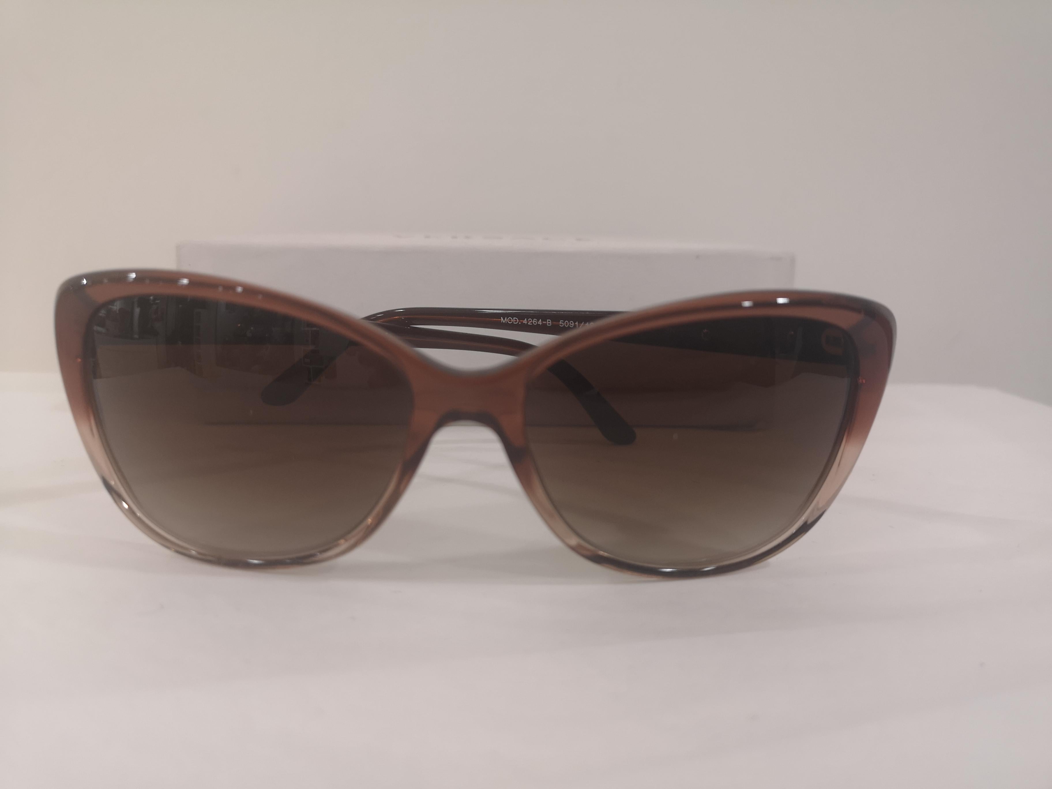 Women's or Men's Versace Brown sunglasses NWOT