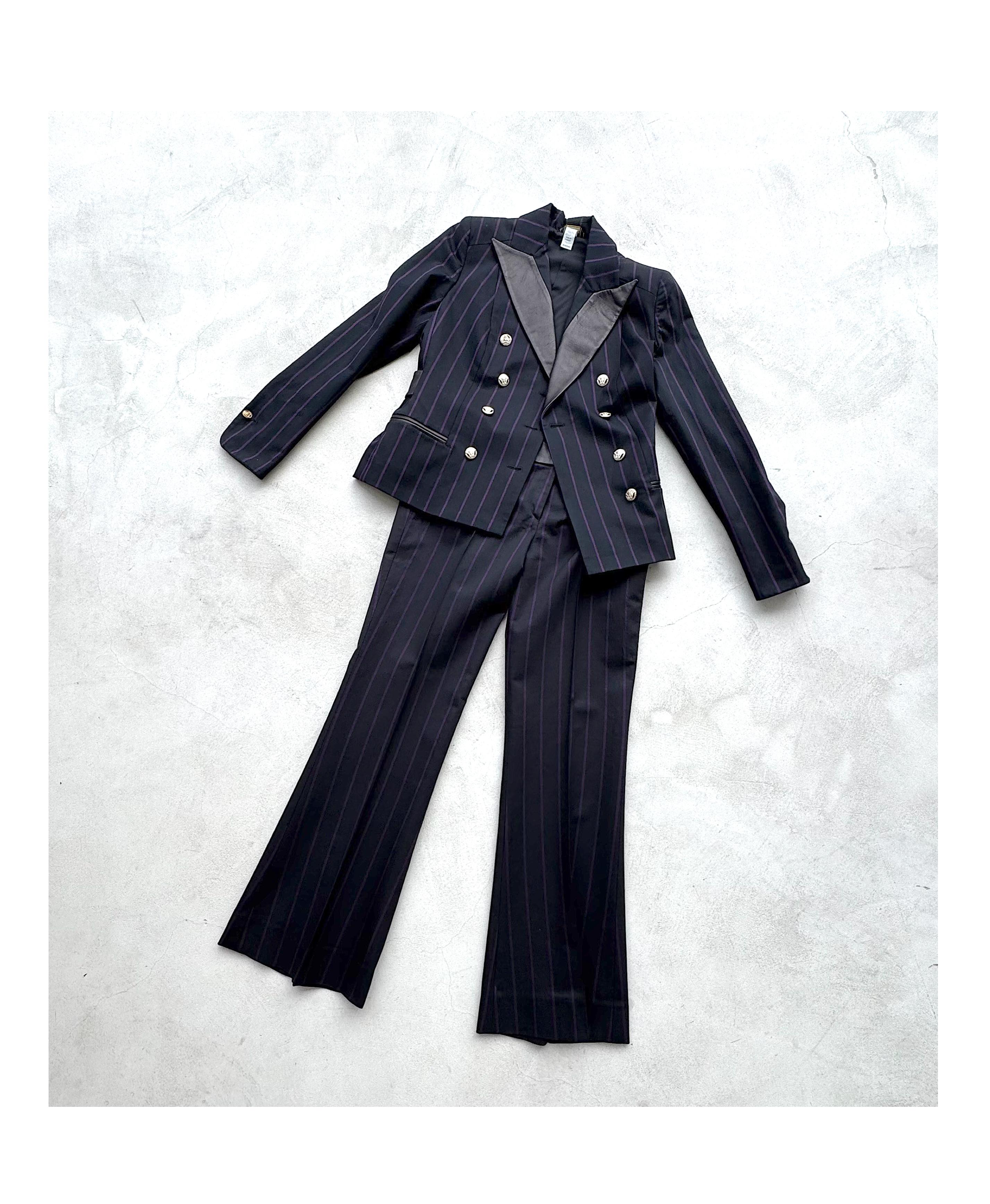 Versace by Donatella Versace FW 1998 Negro Morado Traje A Rayas Con Detalles De Cuero en venta 7
