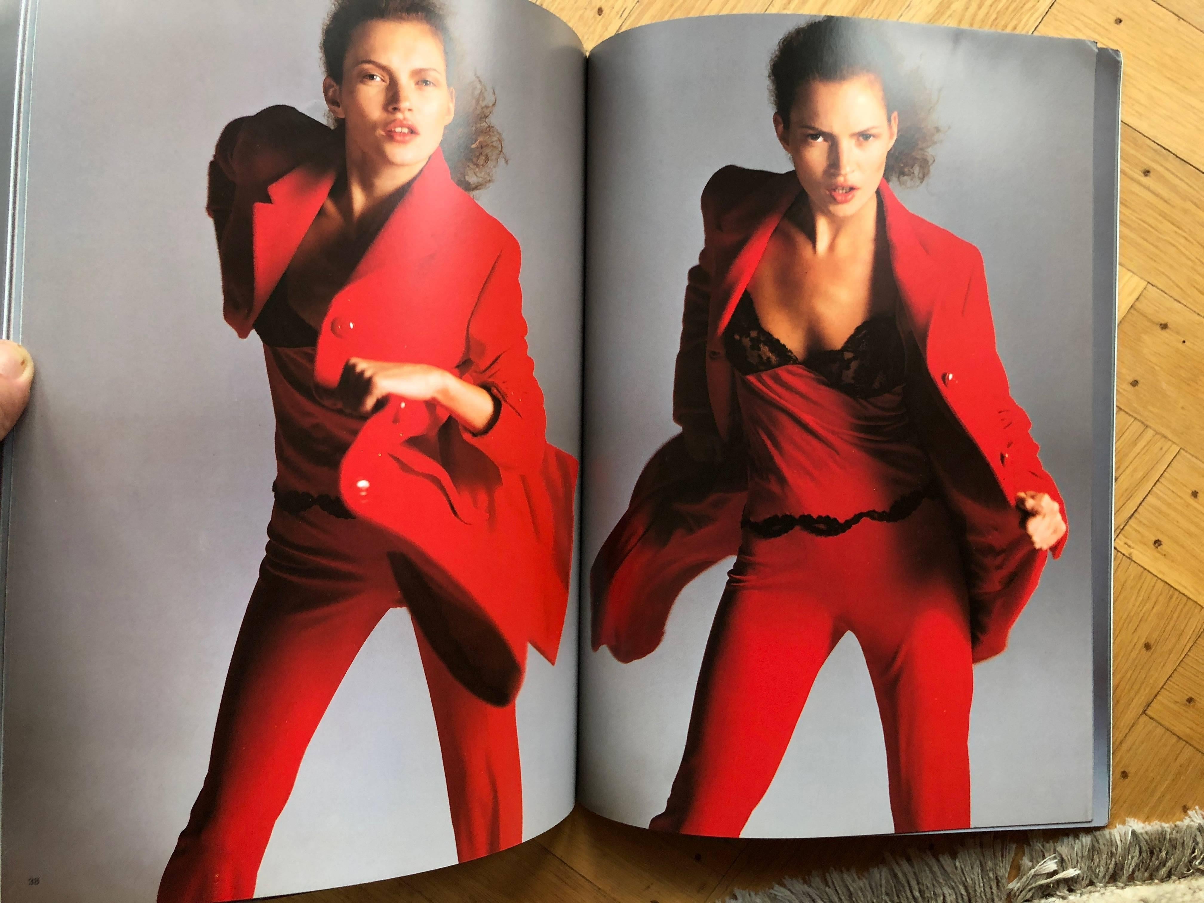 Versace Catalogue Book No 31 Kate Moss by Richard Alvedon Autumn 1996-97 For Sale 1