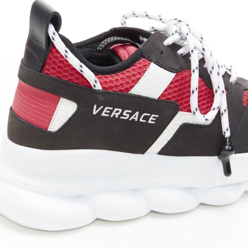 VERSACE Chain Reaction Noir Rouge daim baskets chunky EU38.5 US5.5 en vente 4