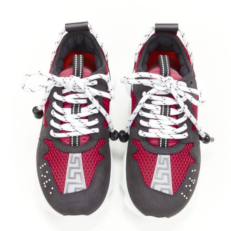 Gris VERSACE Chain Reaction noir daim rouge chunky sneaker EU36 US6 en vente