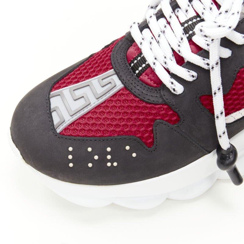 VERSACE Chain Reaction noir daim rouge chunky sneaker EU36 US6 en vente 2