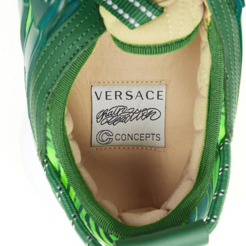 VERSACE Chain Reaction Jungle Print vert chunky sole sneaker EU38 US8 en vente 2