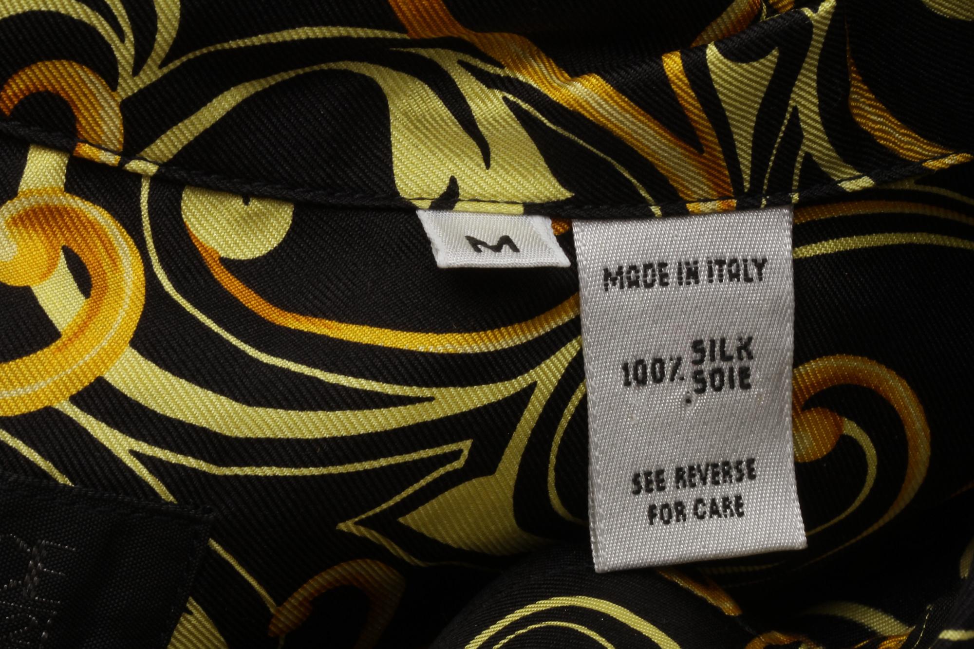 V2 Versace Classic, 100% seta, stampa barocca, camicia a maniche corte, anni '90 in vendita 1