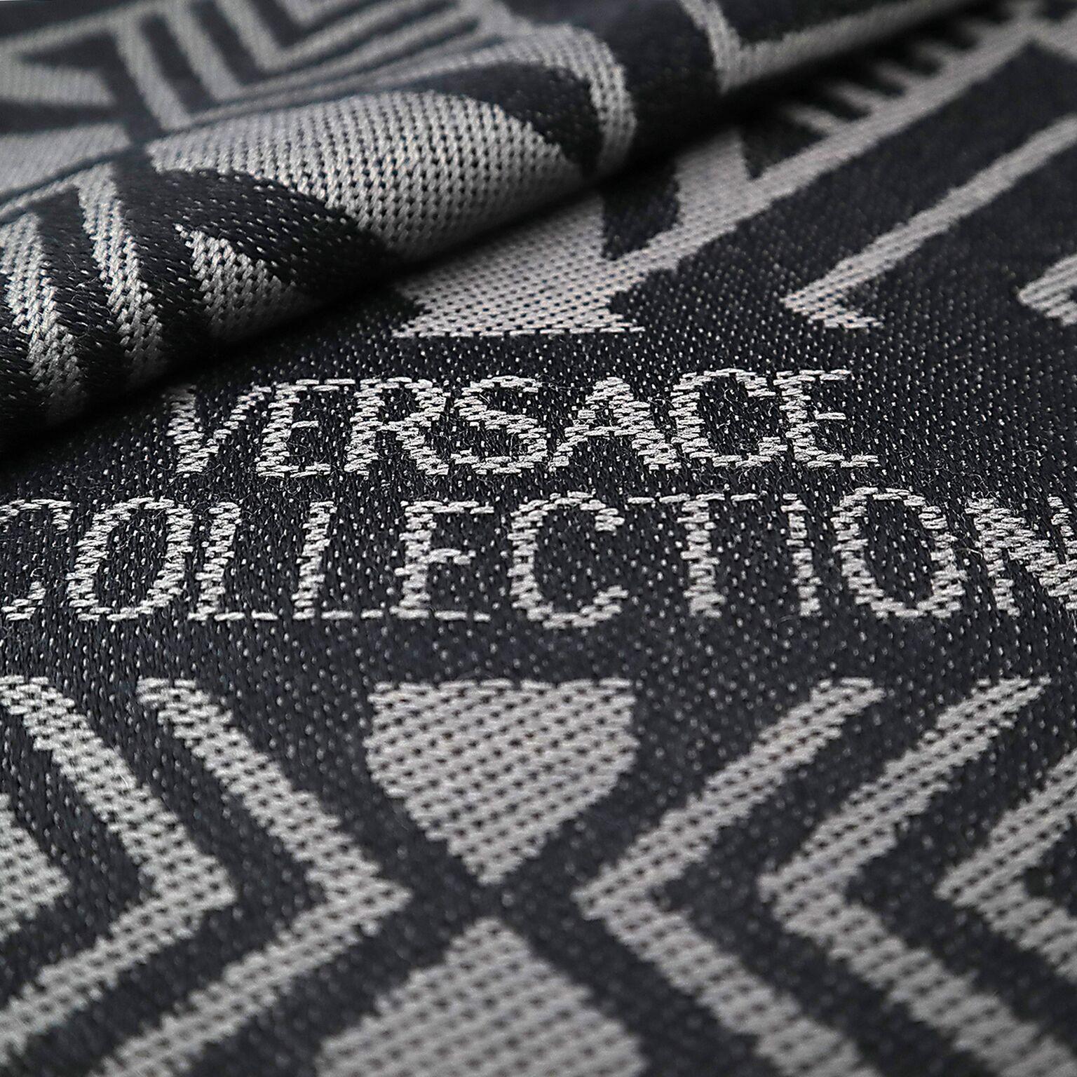 This is beautiful Versace wool black & grey men's scarf with Versace Collection logo.
Dimension:16.5*72inch
Material: Wool
Made in Italy