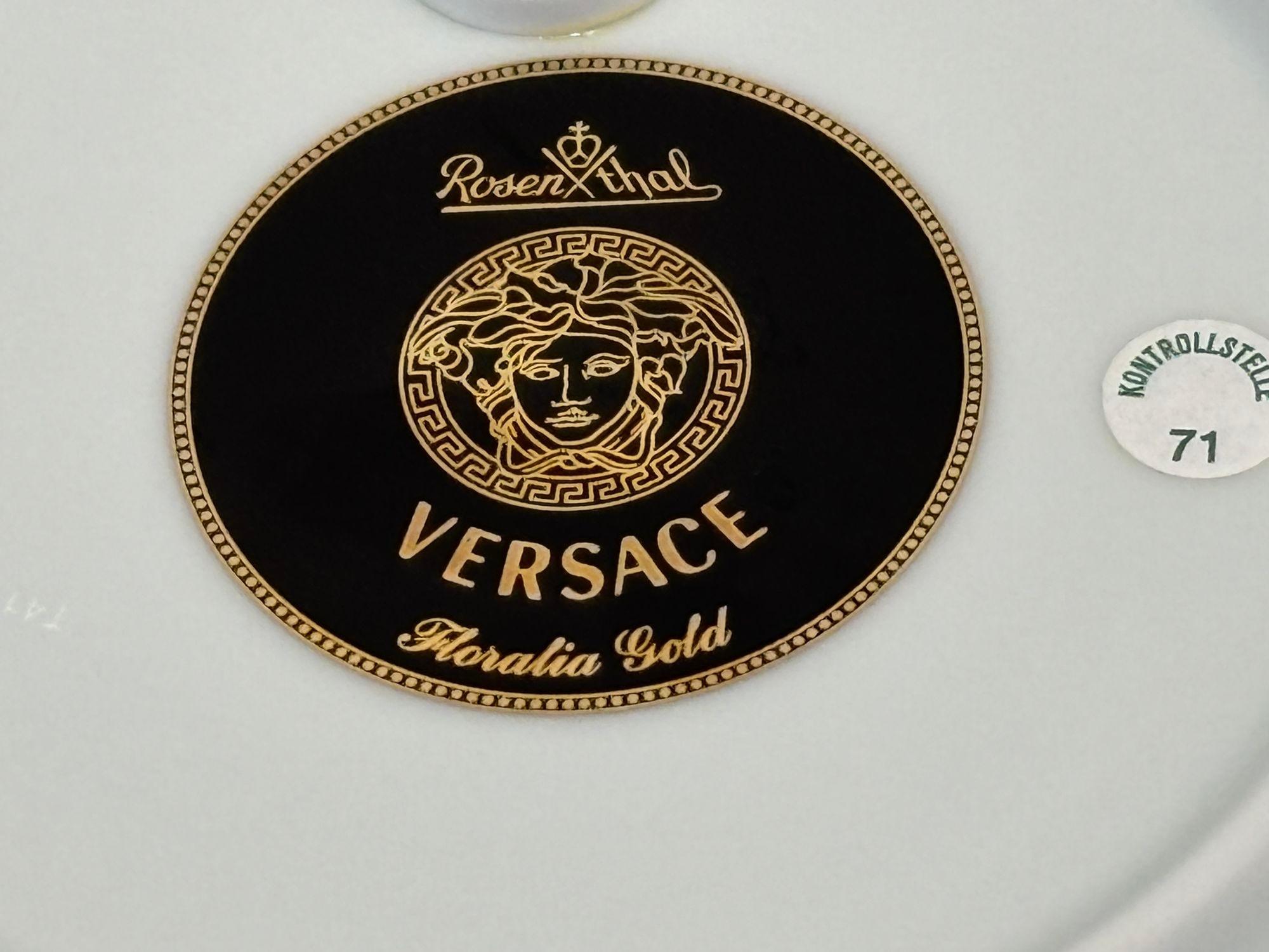 Versace Kollektion 'Floralia Gold' Wandporzellanteller von Rosenthal, Kollektion 'Floralia Gold', 7 Zoll (Porzellan) im Angebot