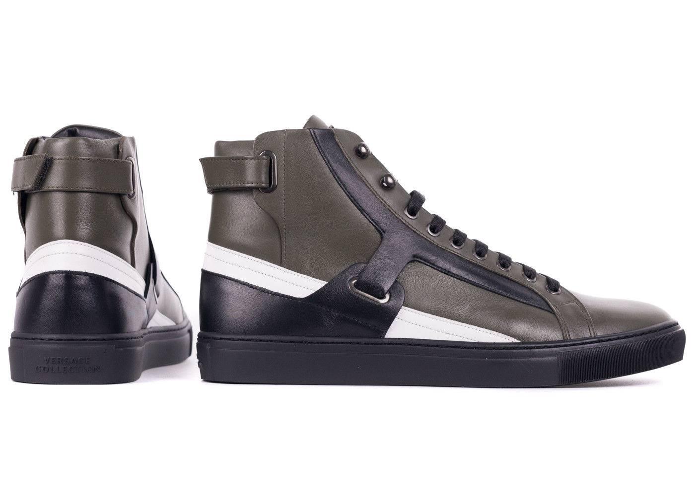 Versace Collection Mens Green Leather Harness Hi Top Sneakers In New Condition For Sale In Brooklyn, NY