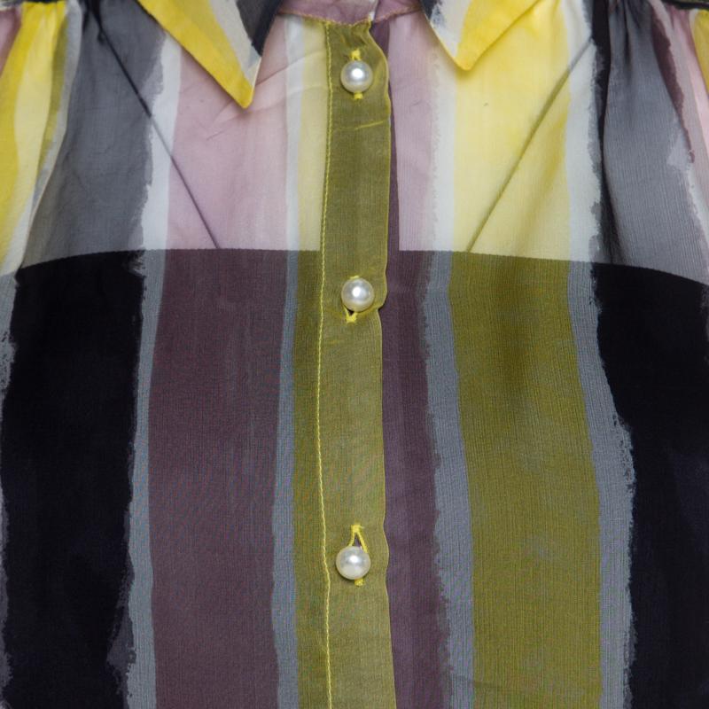 Versace Collection Multicolor Striped Silk Pearl Button Sleeveless Shirt M In Excellent Condition In Dubai, Al Qouz 2