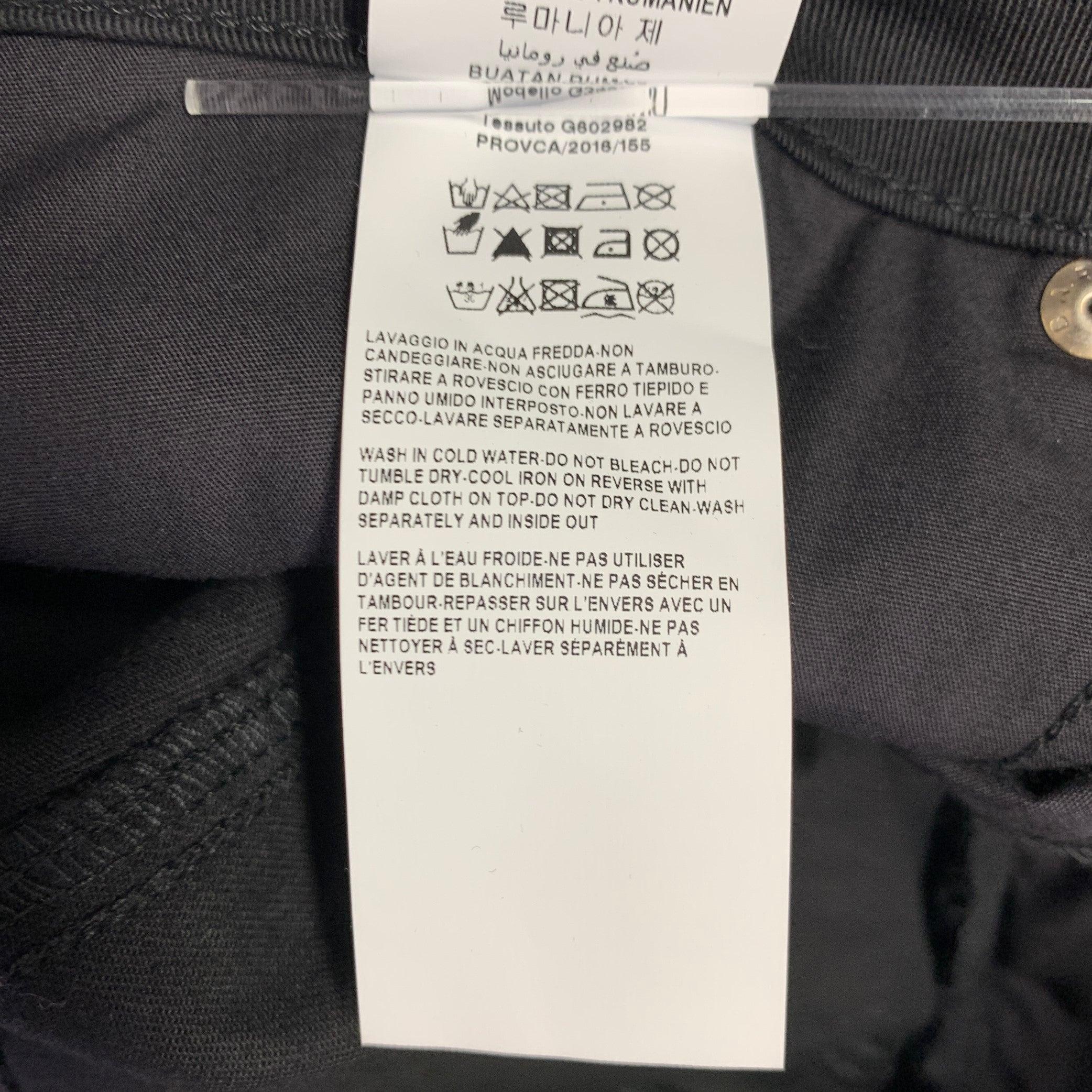 VERSACE COLLECTION Size 30 Donna Black Cotton Blend Studded Skinny Jeans For Sale 7