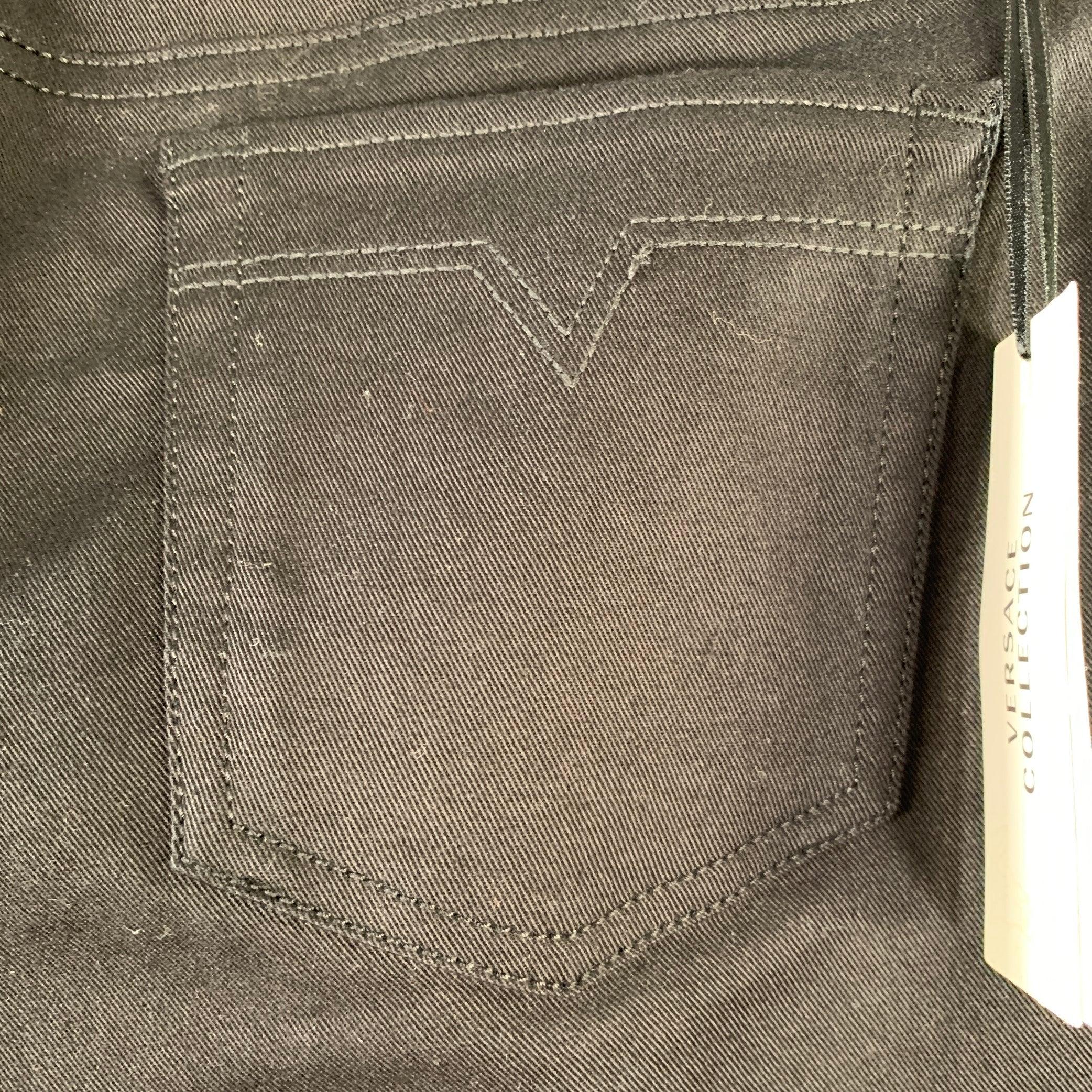 VERSACE COLLECTION Size 30 Donna Black Cotton Blend Studded Skinny Jeans For Sale 1