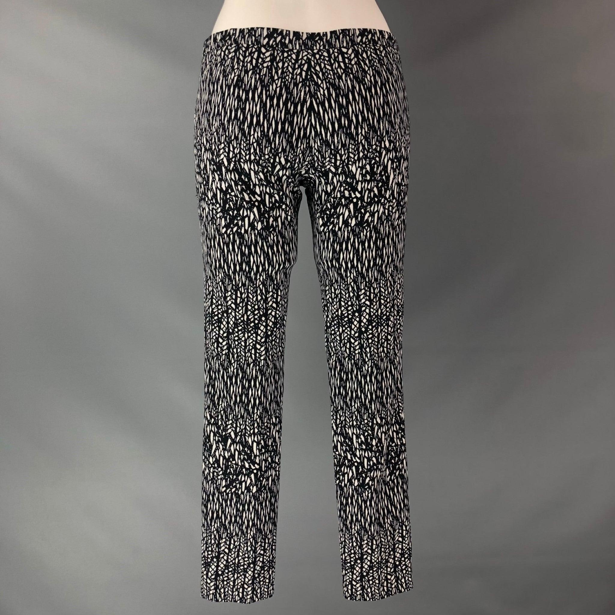 VERSACE COLLECTION Size 4 Black & White Cotton Blend Abstract Casual Pants In Excellent Condition For Sale In San Francisco, CA