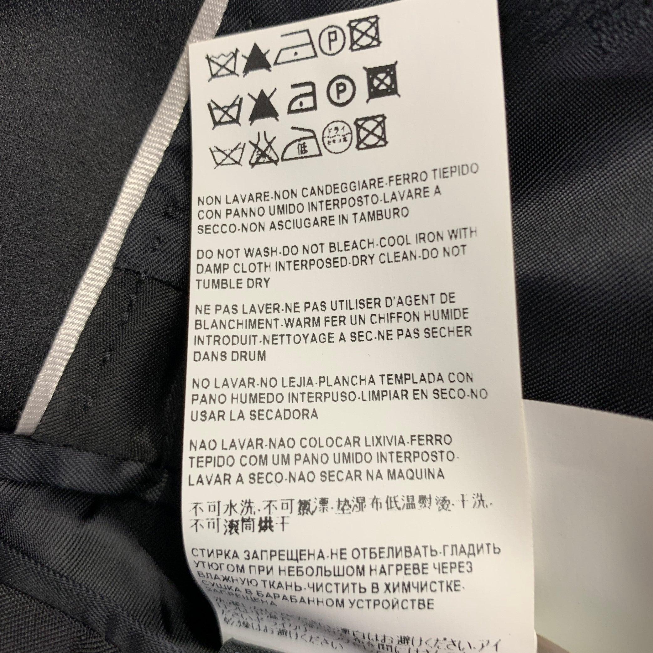 Versace Collection Taille 40 Manteau de sport à revers en acétate noir en vente 6