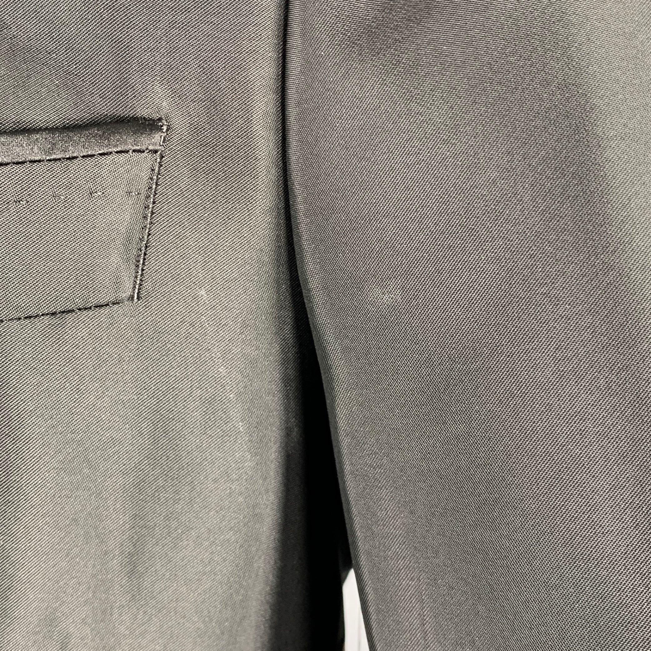 Versace Collection Taille 40 Manteau de sport à revers en acétate noir en vente 1