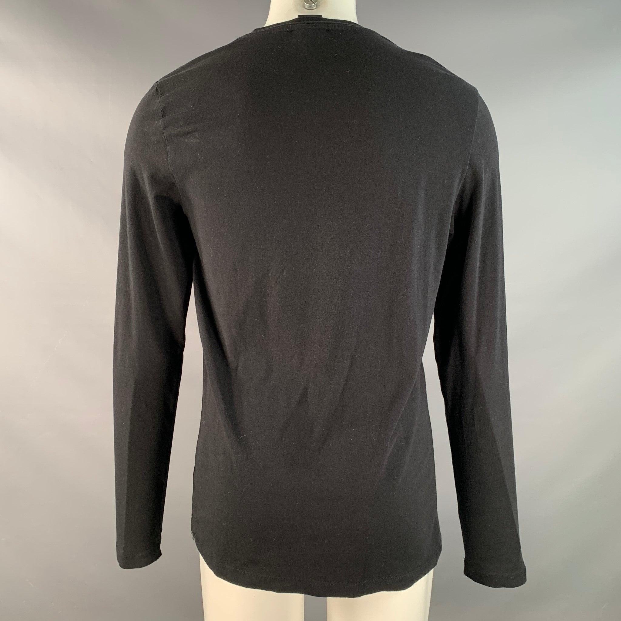 VERSACE COLLECTION Größe M Schwarzer Goldton Nietenjersey Langarm-T-Shirt Herren im Angebot