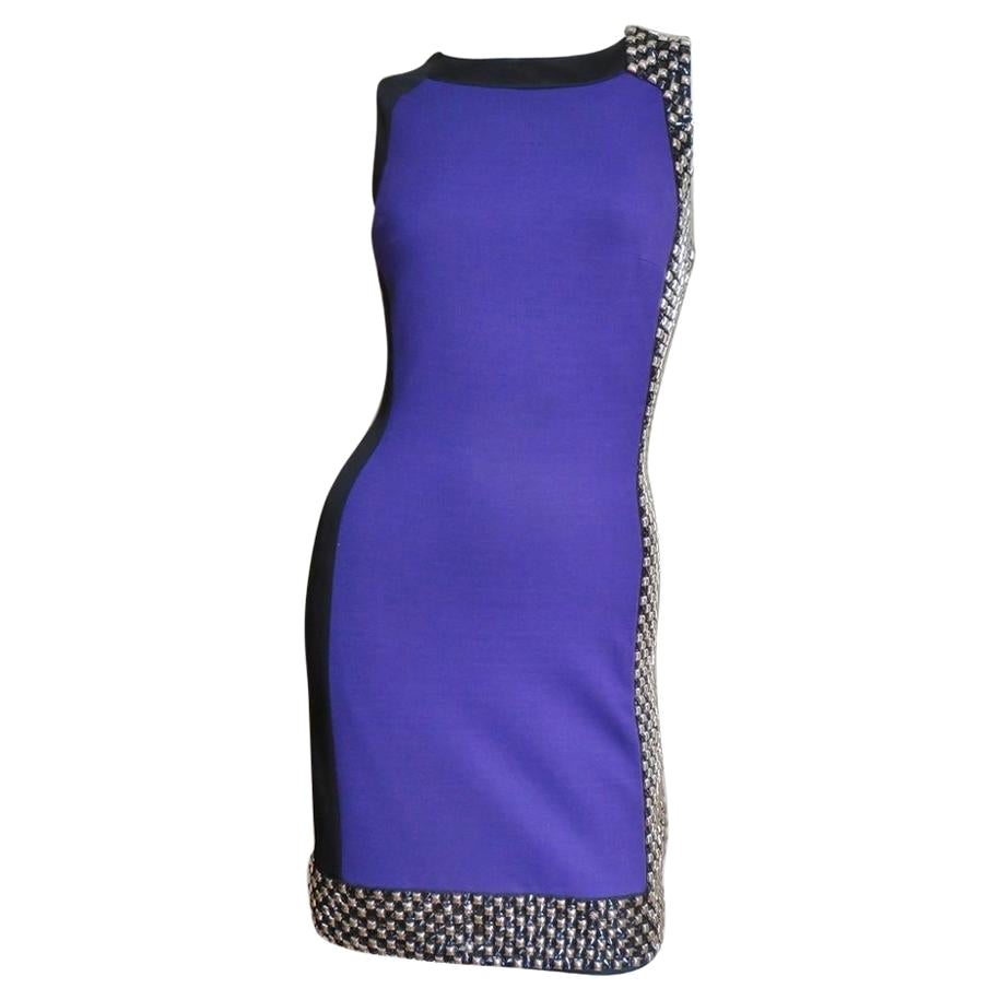 Vestito Versace a blocchi di colore con borchie in vendita