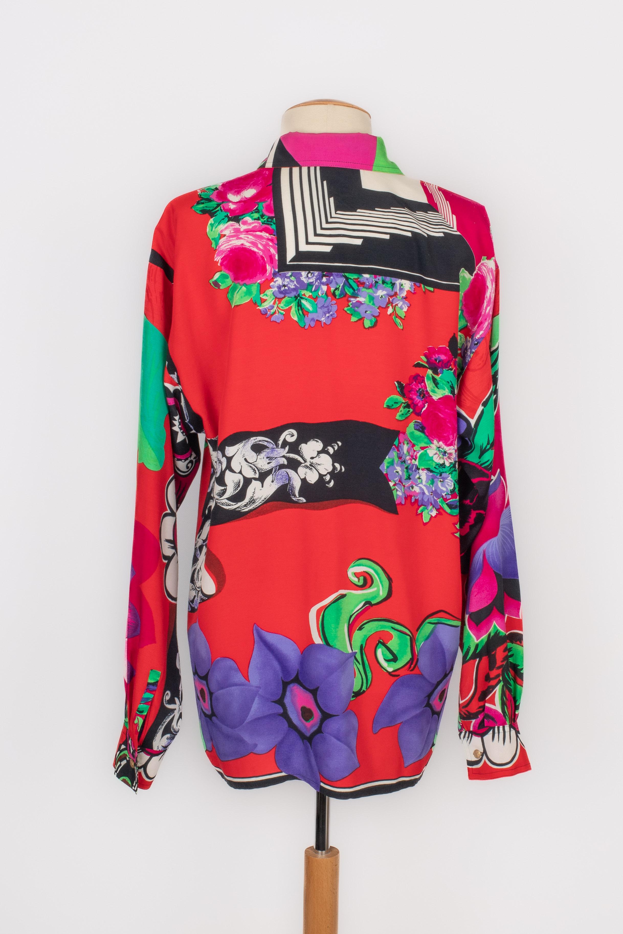 Versace colorful shirt In Excellent Condition For Sale In SAINT-OUEN-SUR-SEINE, FR