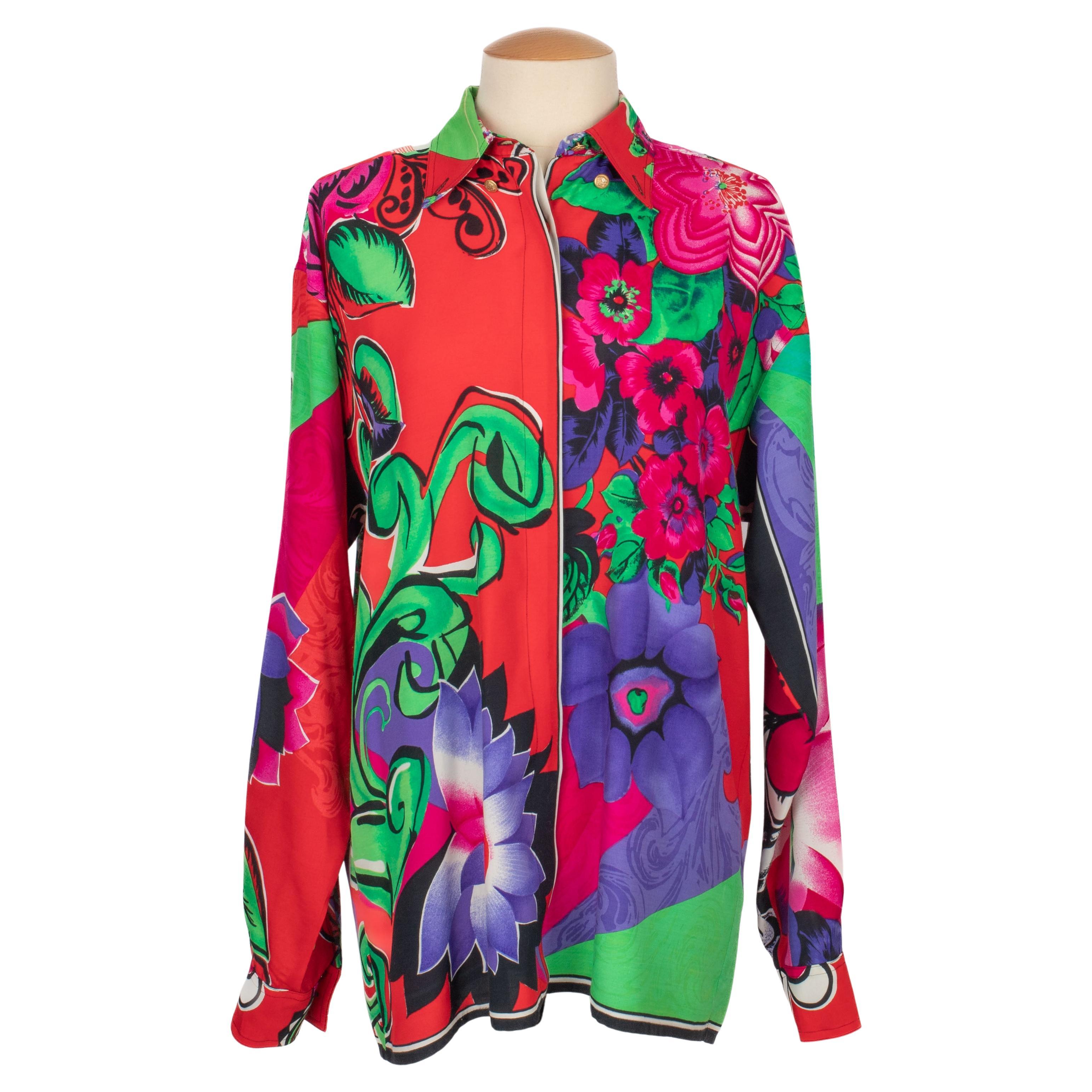 Versace colorful shirt For Sale