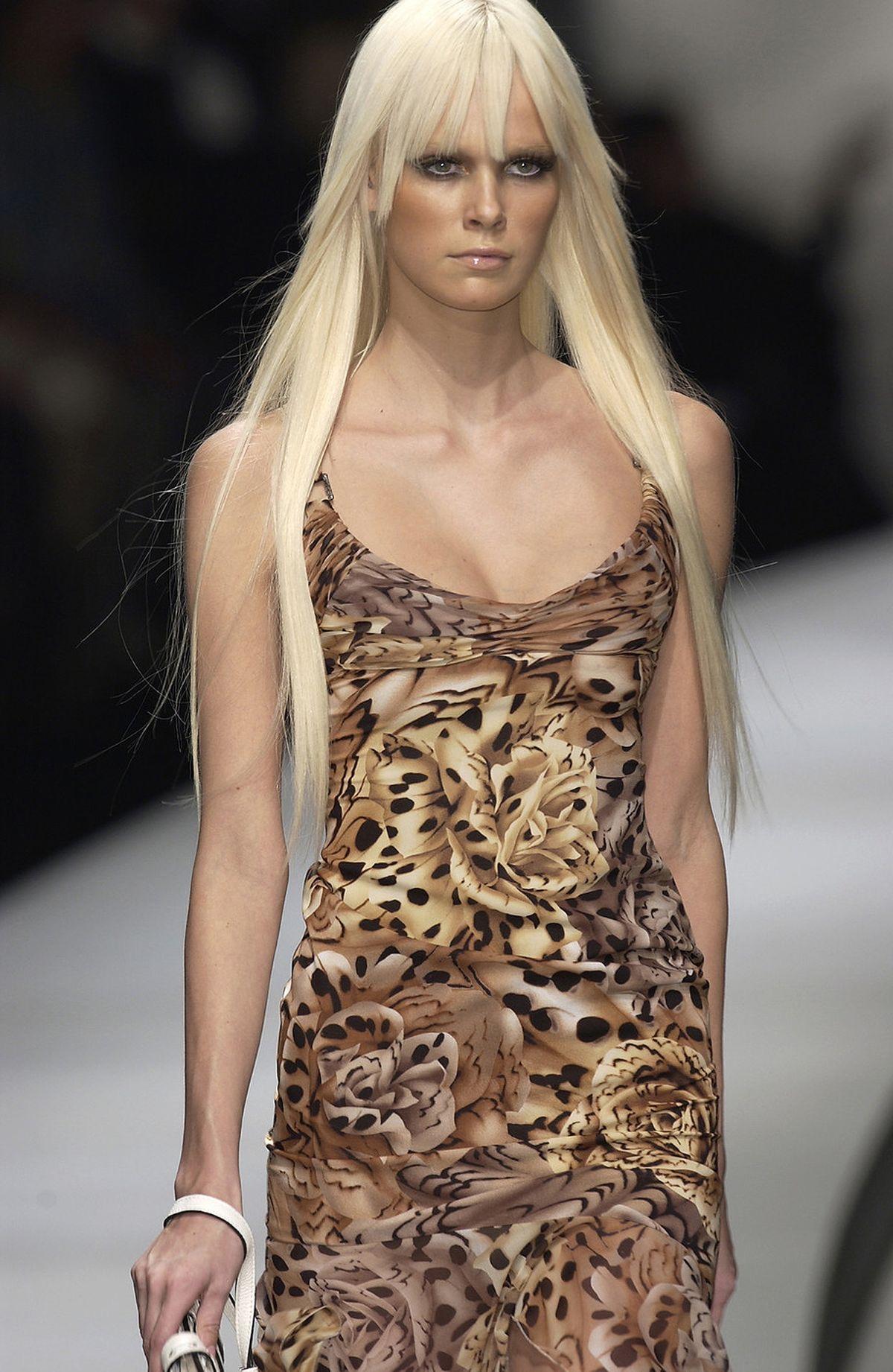 Marrone Abito in chiffon di seta con stampa leopardo e rosa Versace Couture A/I 2003 in vendita