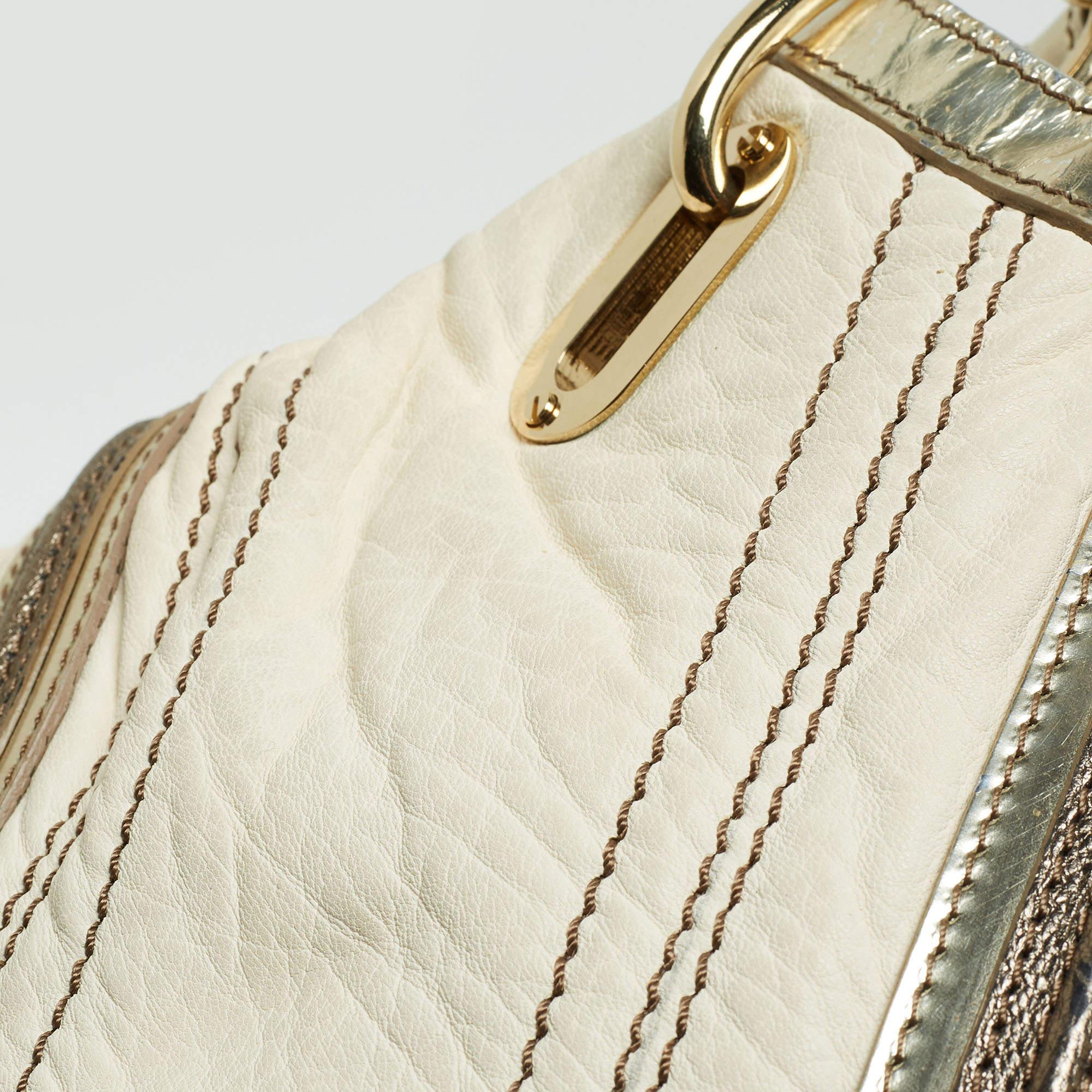 Versace Cream/Gold Leather Shoulder Bag For Sale 10
