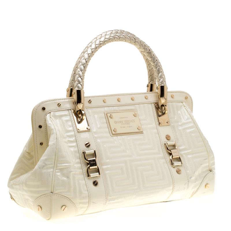 Versace Cream Quilted Patent Leather Snap Out Of It Satchel In Fair Condition In Dubai, Al Qouz 2