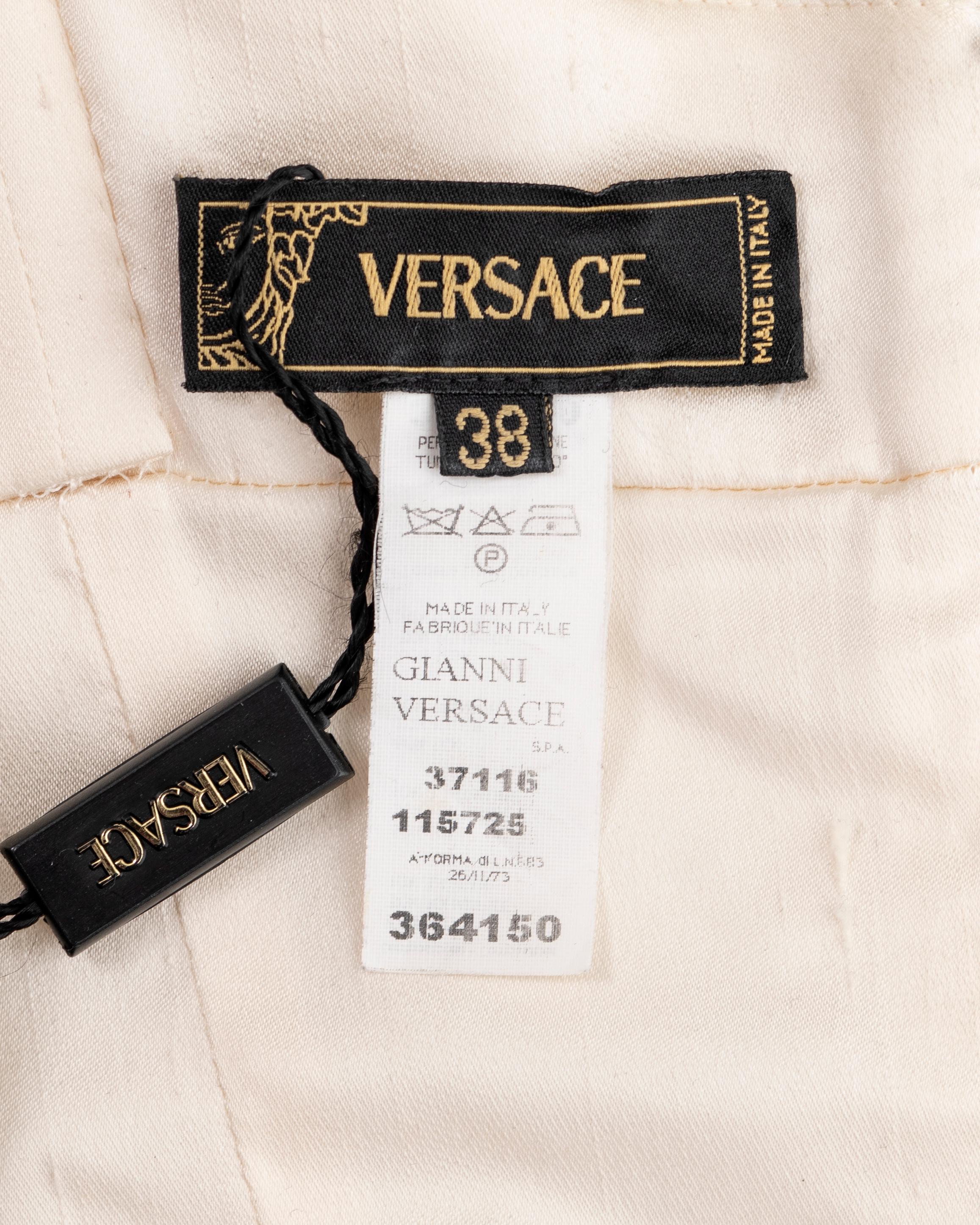 Versace Abendkleid aus elfenbeinfarbener Seide mit Kristallverzierungen, SS 2005 im Angebot 13