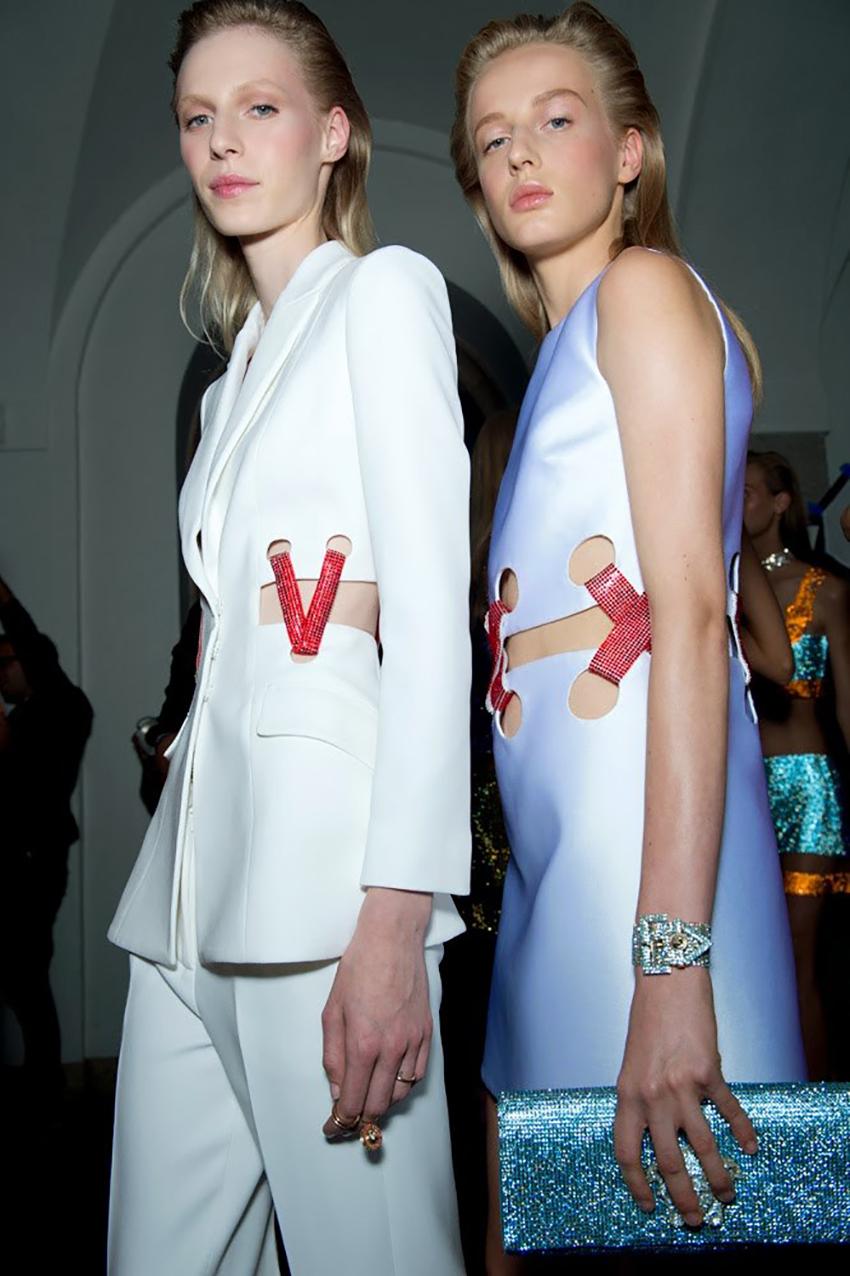 Versace Crystal embellished white silk pant suit Look #36, S/S 2015 Look #36  For Sale 6