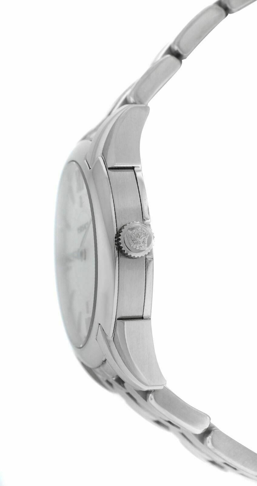 Versace Dafne VFF03 0013 Stainless Steel Quartz Watch In New Condition For Sale In New York, NY