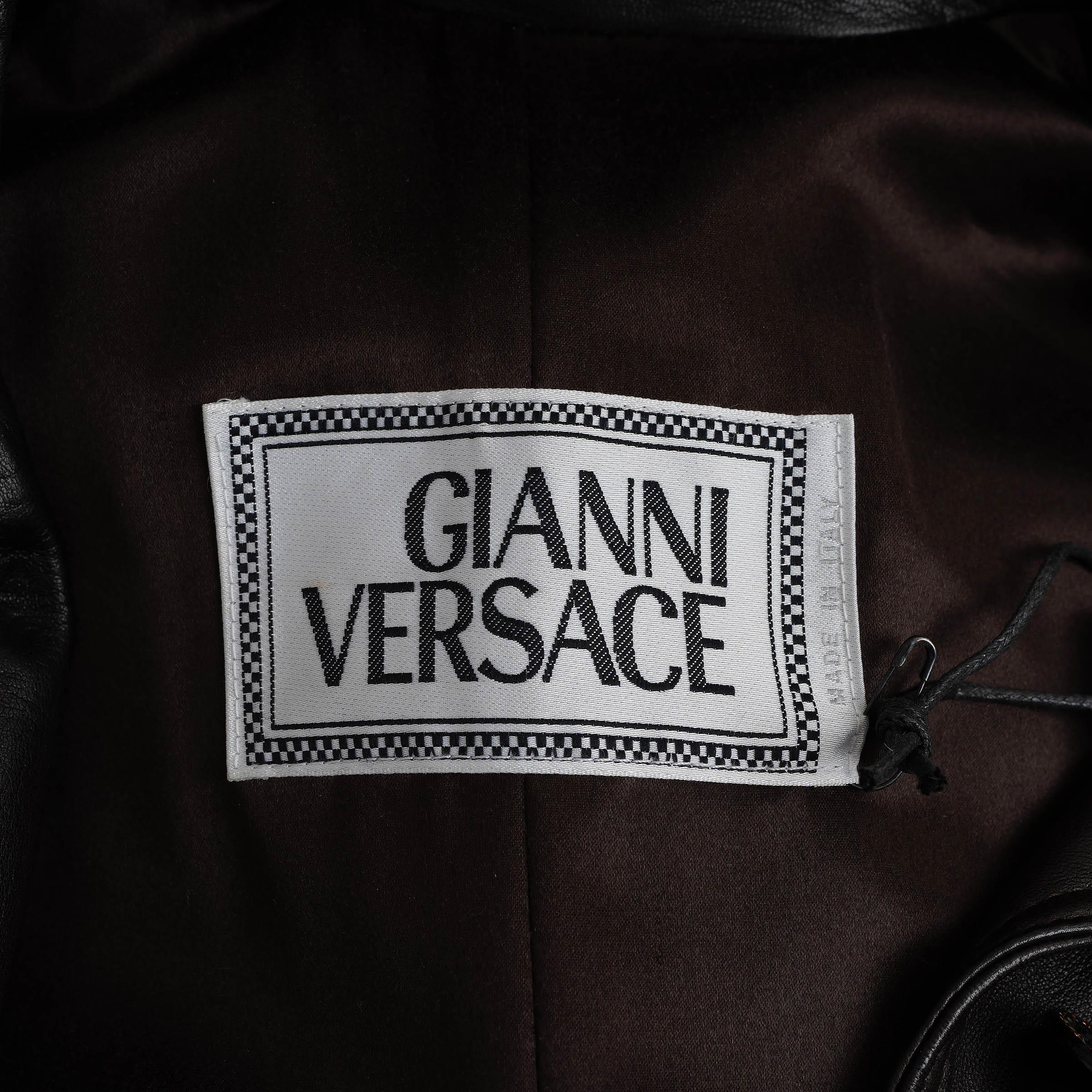VERSACE dark brown 1990s LEATHER Coat Jacket 40 S For Sale 2