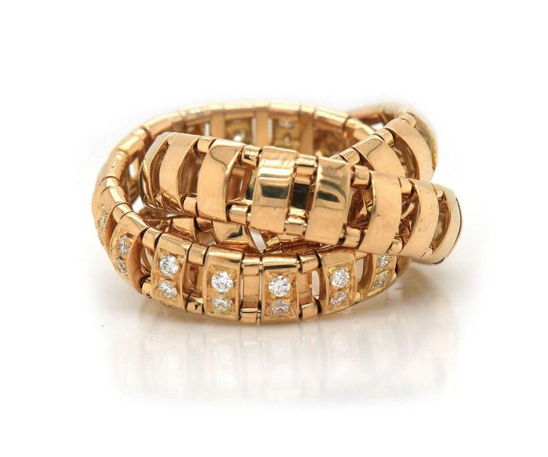 Versace Diamond Rolling Ring in 18K Yellow Gold For Sale at 1stDibs