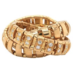Versace Diamond Rolling Ring in 18K Yellow Gold