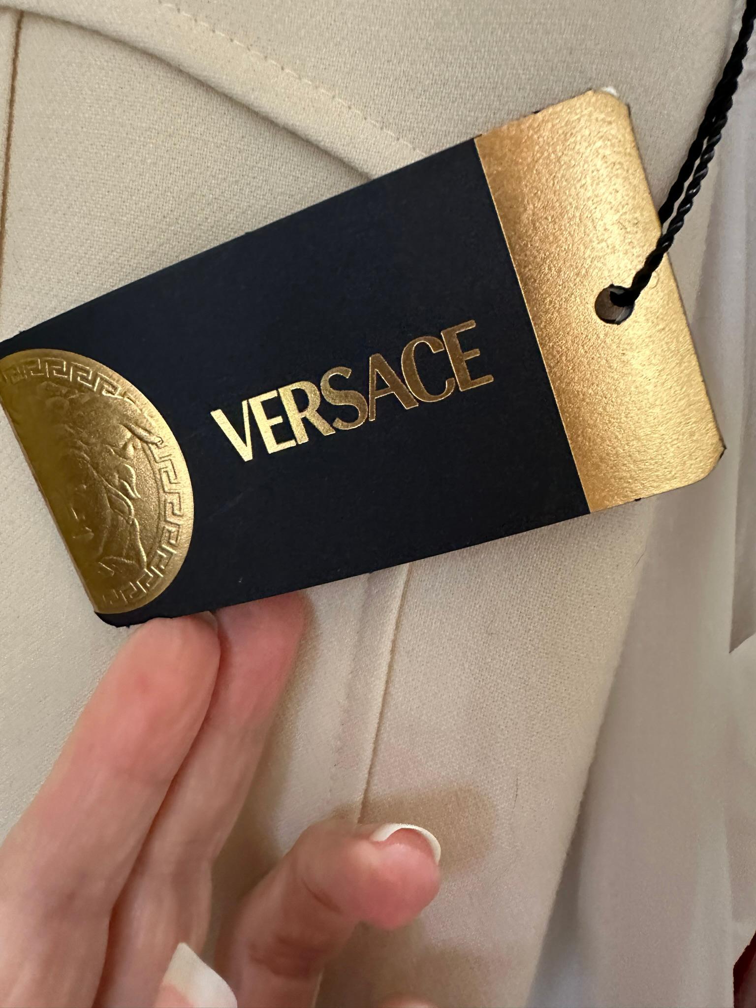 Versace, jupe tube en laine crème double face non portée avec étiquette, années 1990, 38 en vente 10
