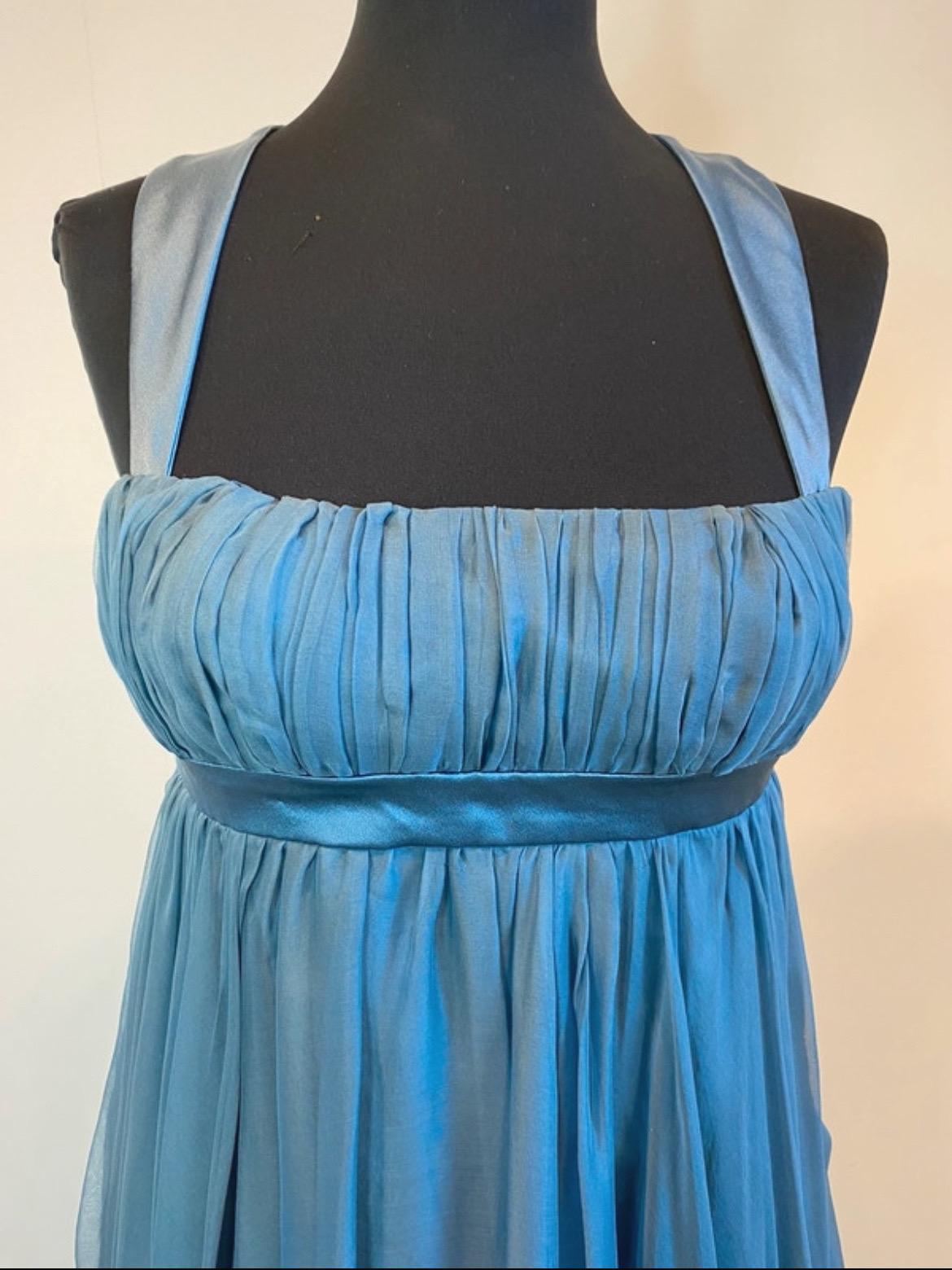 Versace dress in baby blue silk. In Excellent Condition For Sale In Carnate, IT