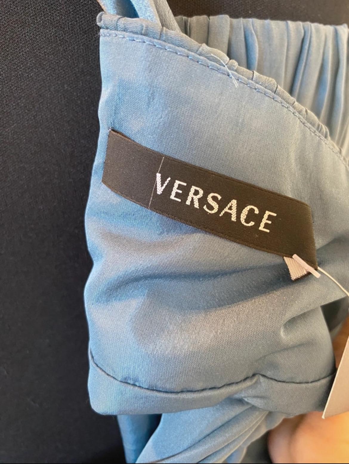 Women's or Men's Versace dress in baby blue silk. For Sale
