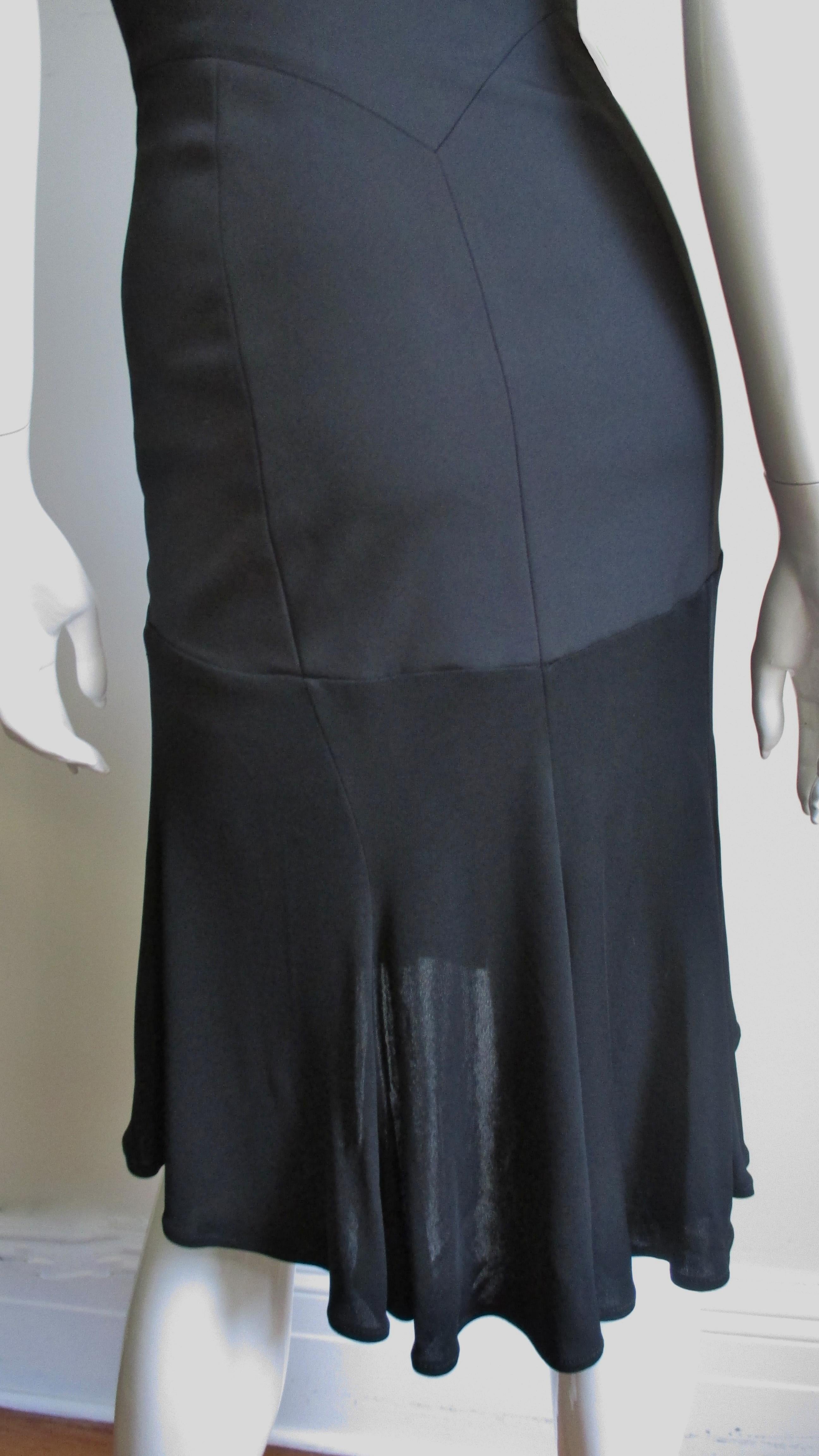 Versace - Robe en soie avec découpes dans le dos en vente 8