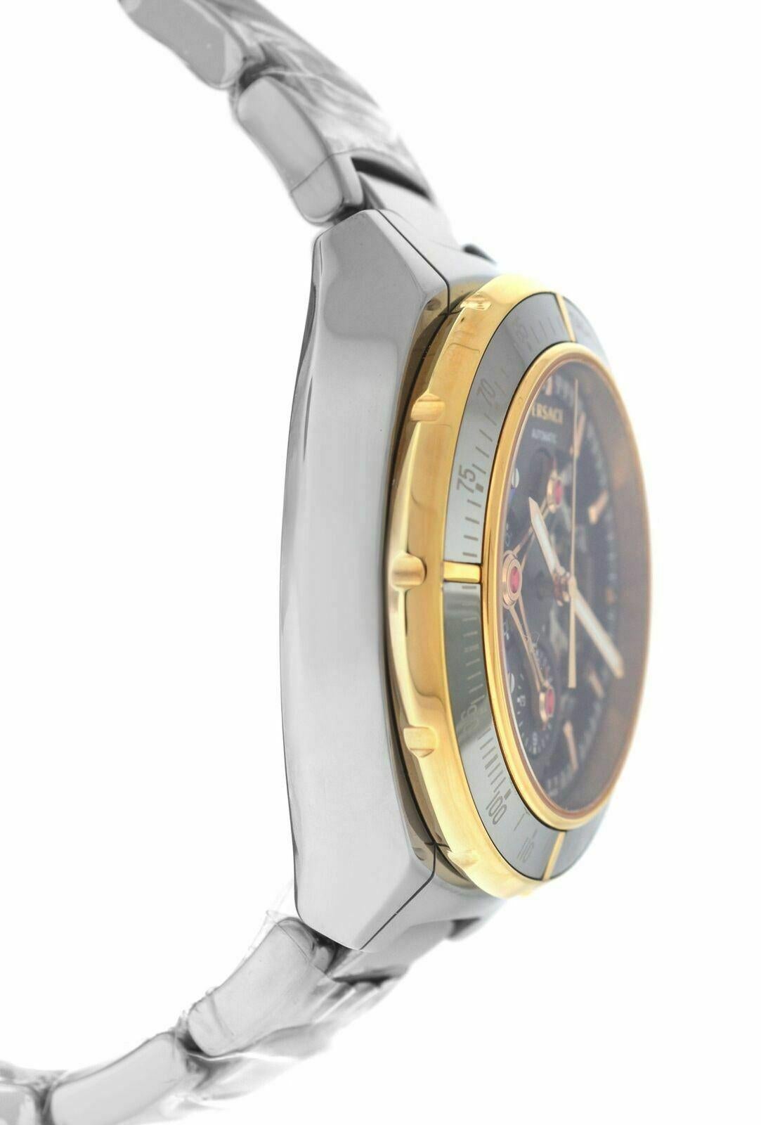 Brand	Versace
Model	DV One Skeleton VK802/ 0013
Gender	Men's
Condition	New
Movement	Swiss Automatic
Case Material	Ceramic and Stainless Steel 
Bracelet / Strap Material	
Ceramic and Stainless Steel

Clasp / Buckle Material	
Ceramic and Stainless