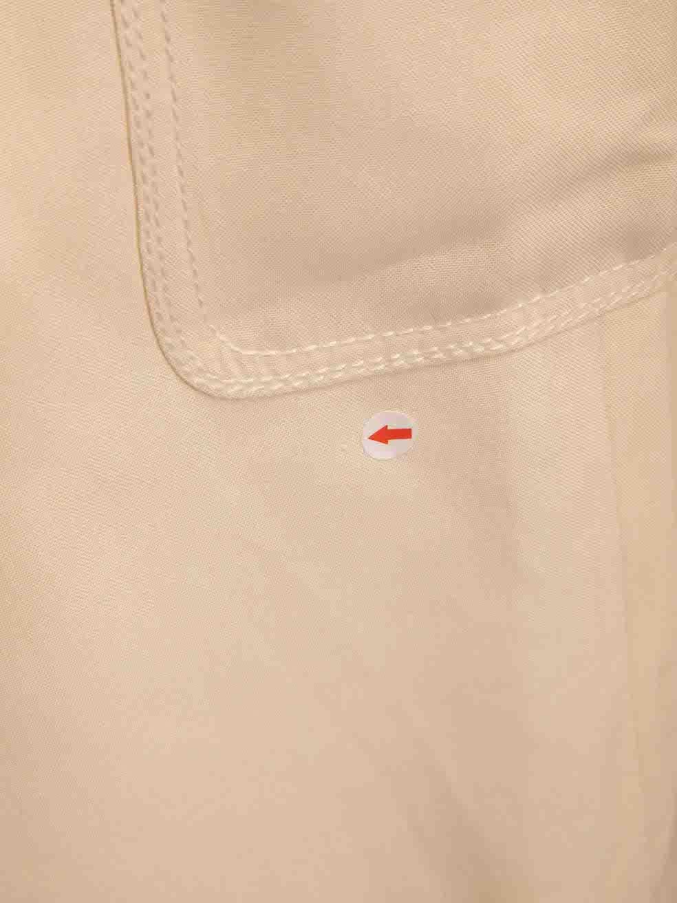 Versace Ecru Tasche Detail Etuikleid Größe S im Angebot 1