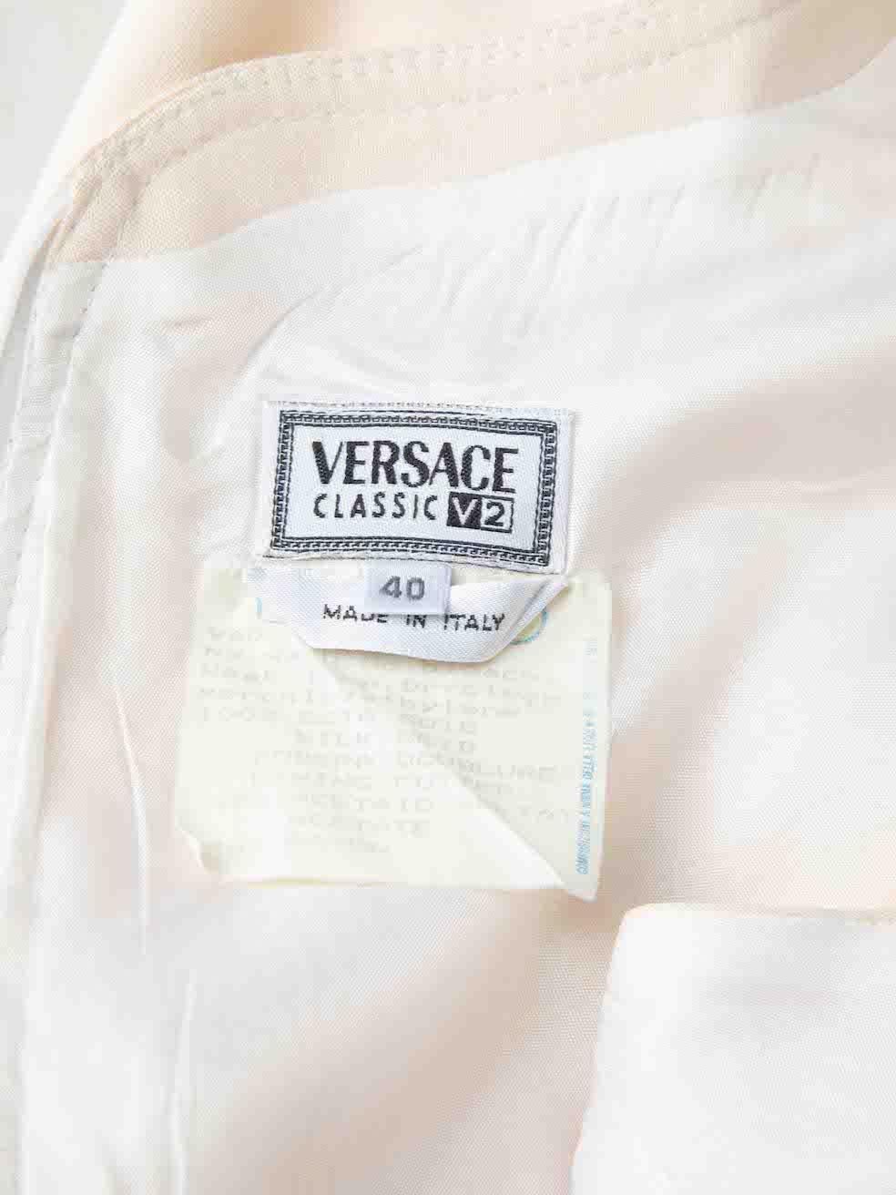 Versace Ecru Tasche Detail Etuikleid Größe S im Angebot 3