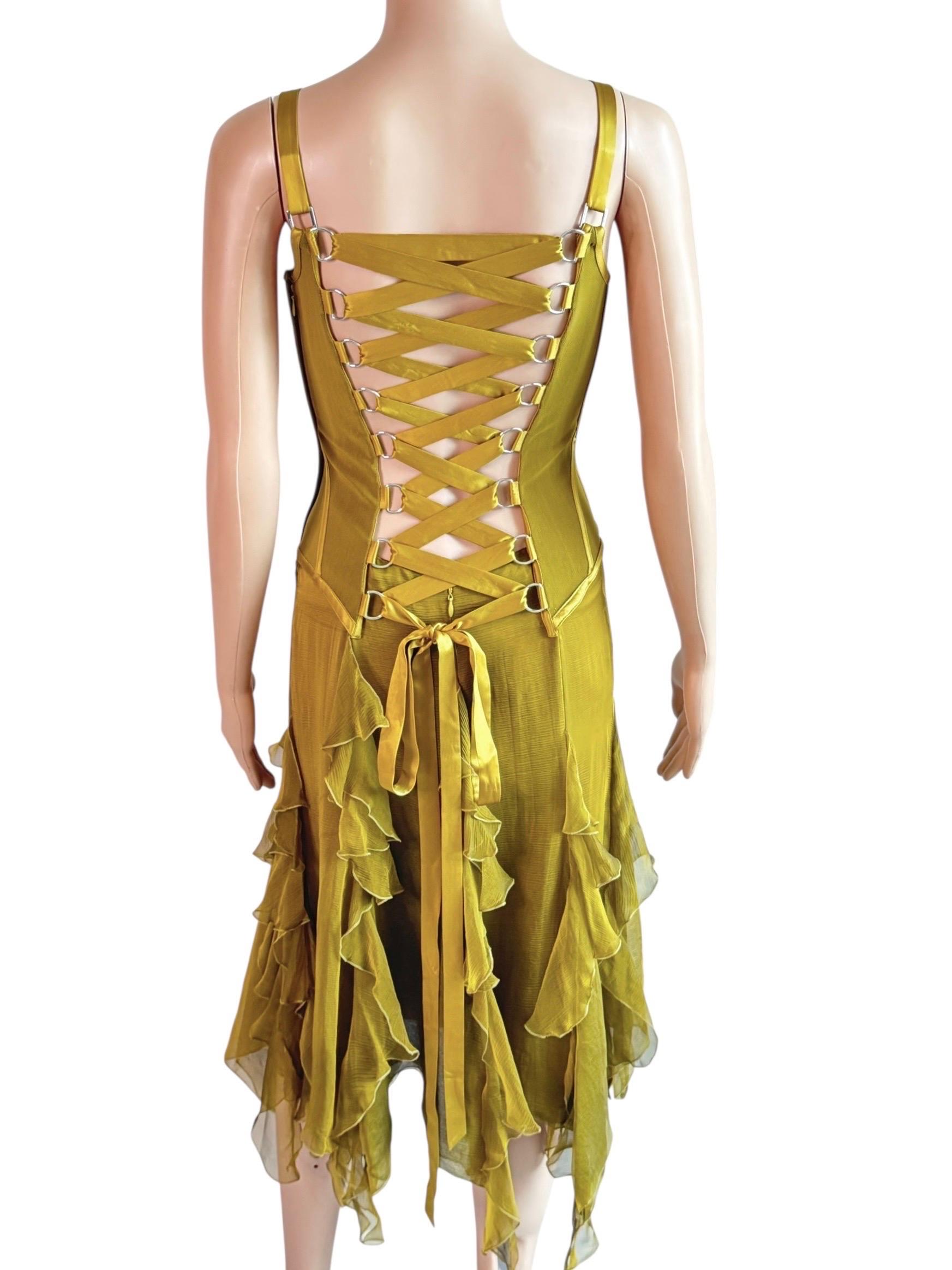 Marrone Versace A/I 2003: abito in chiffon di seta increspato con pizzo e increspature, con un'increspatura che si estende su tutta la lunghezza del corpo. in vendita