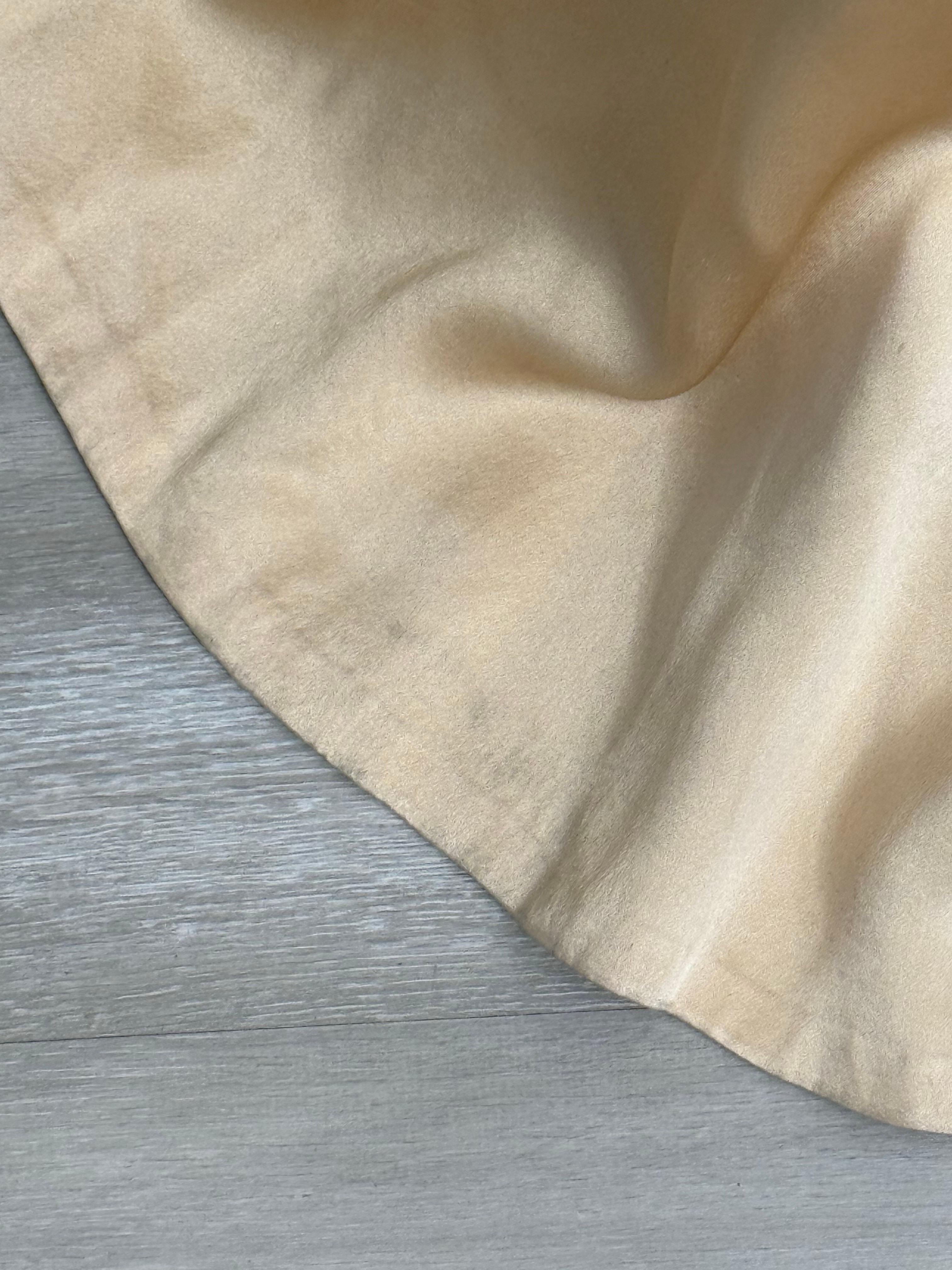 Abito da sera con pannelli trasparenti e fibbie della Campaigner A/I 2004 di Versace in vendita 8