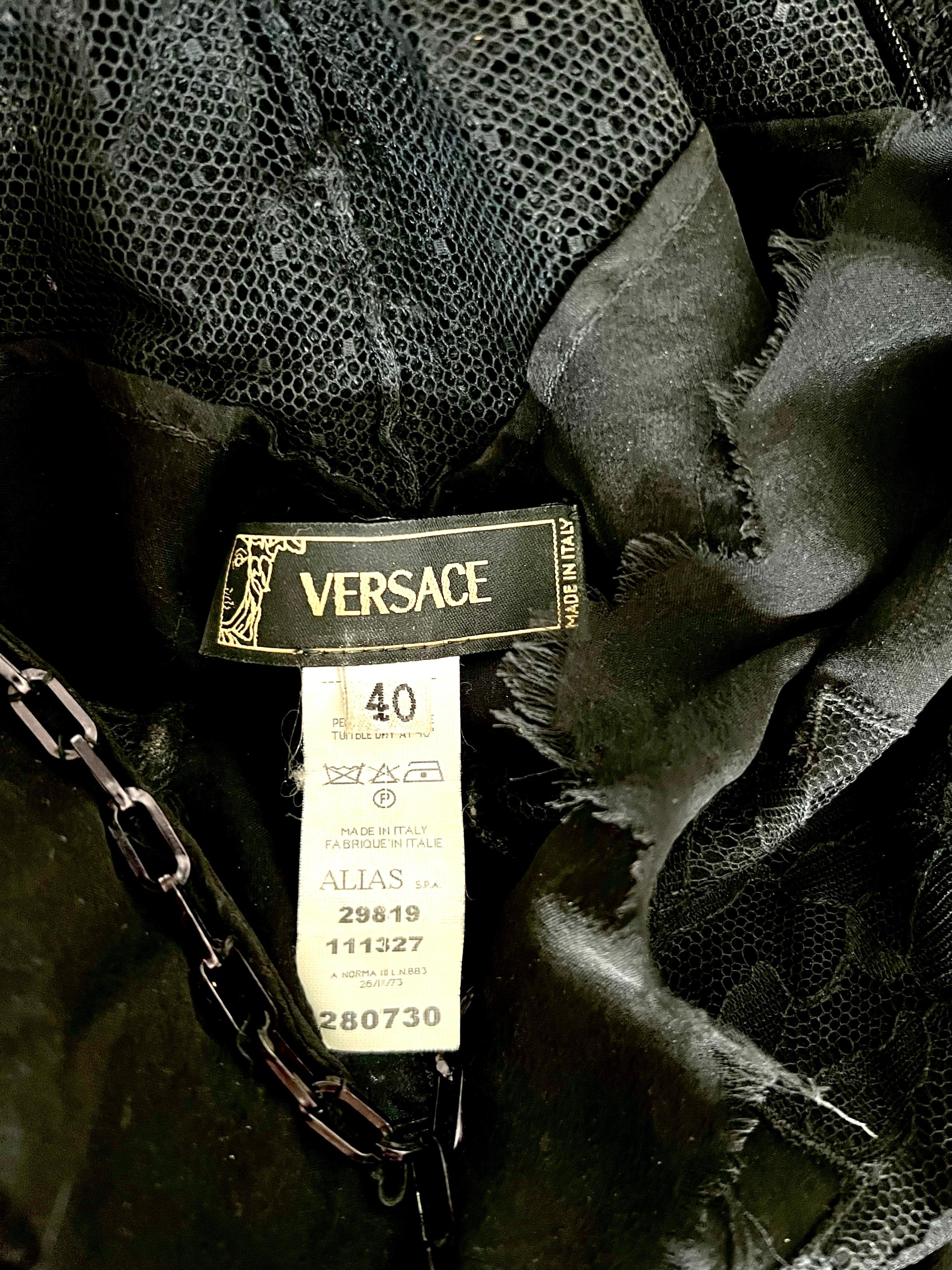 Versace F/W 2003 Runway Chain Embellished Sheer Lace Open Back Black Dress For Sale 7