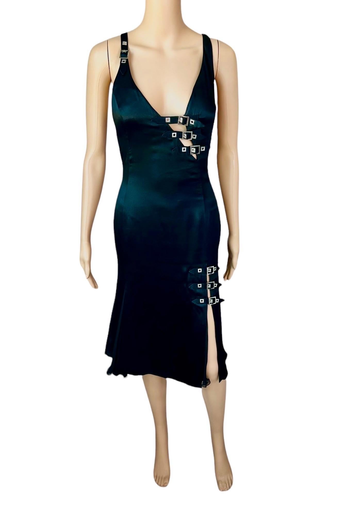 Versace F/W 2004 Verschönertes Schnallen-Nieten-Detail Tief ausgeschnittenes schwarzes Abendkleid Damen im Angebot