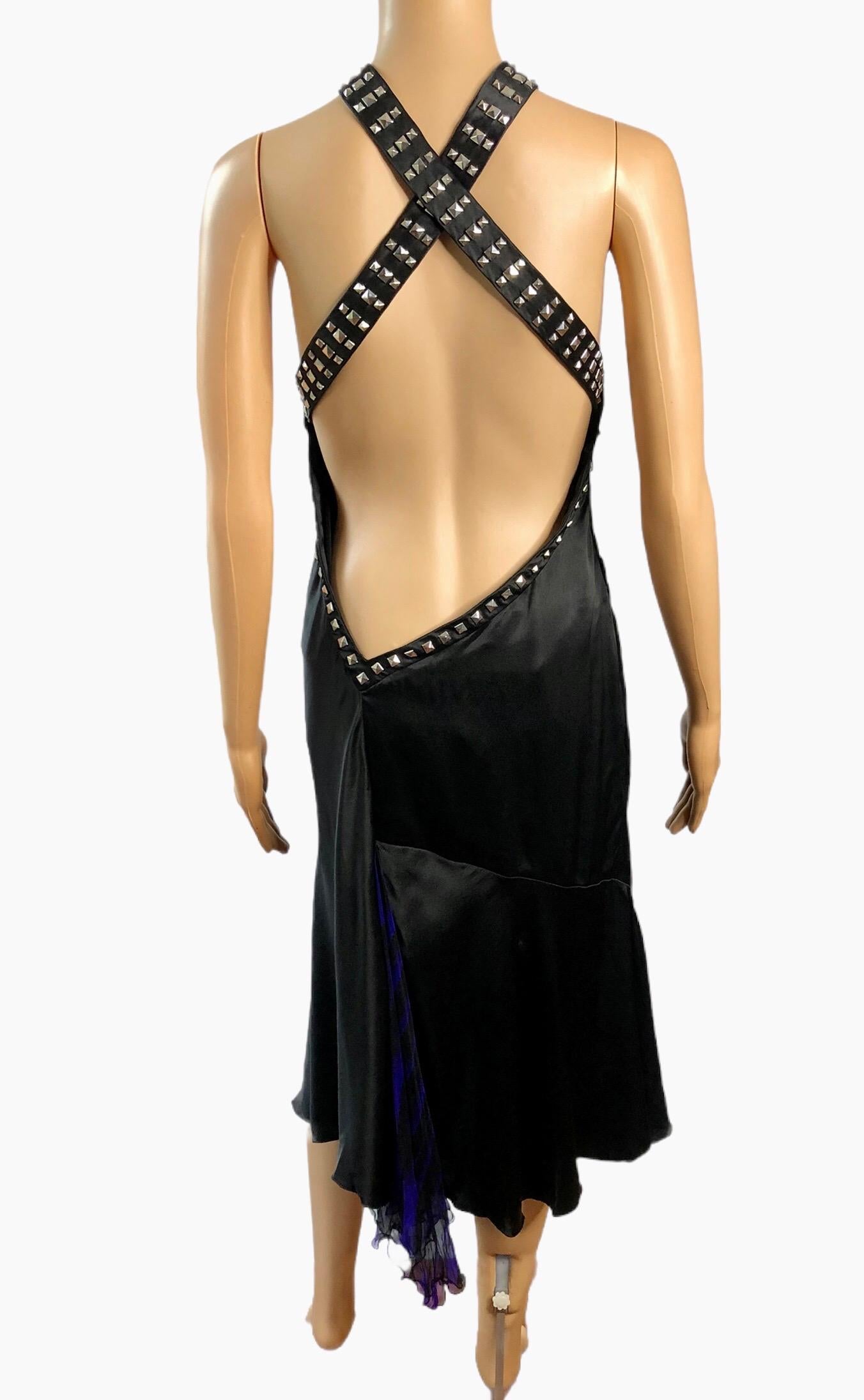 Versace F/W 2004 Verschönertes Nietenkleid mit tiefem Schlüssellochausschnitt und offenem Rückenausschnitt Damen im Angebot
