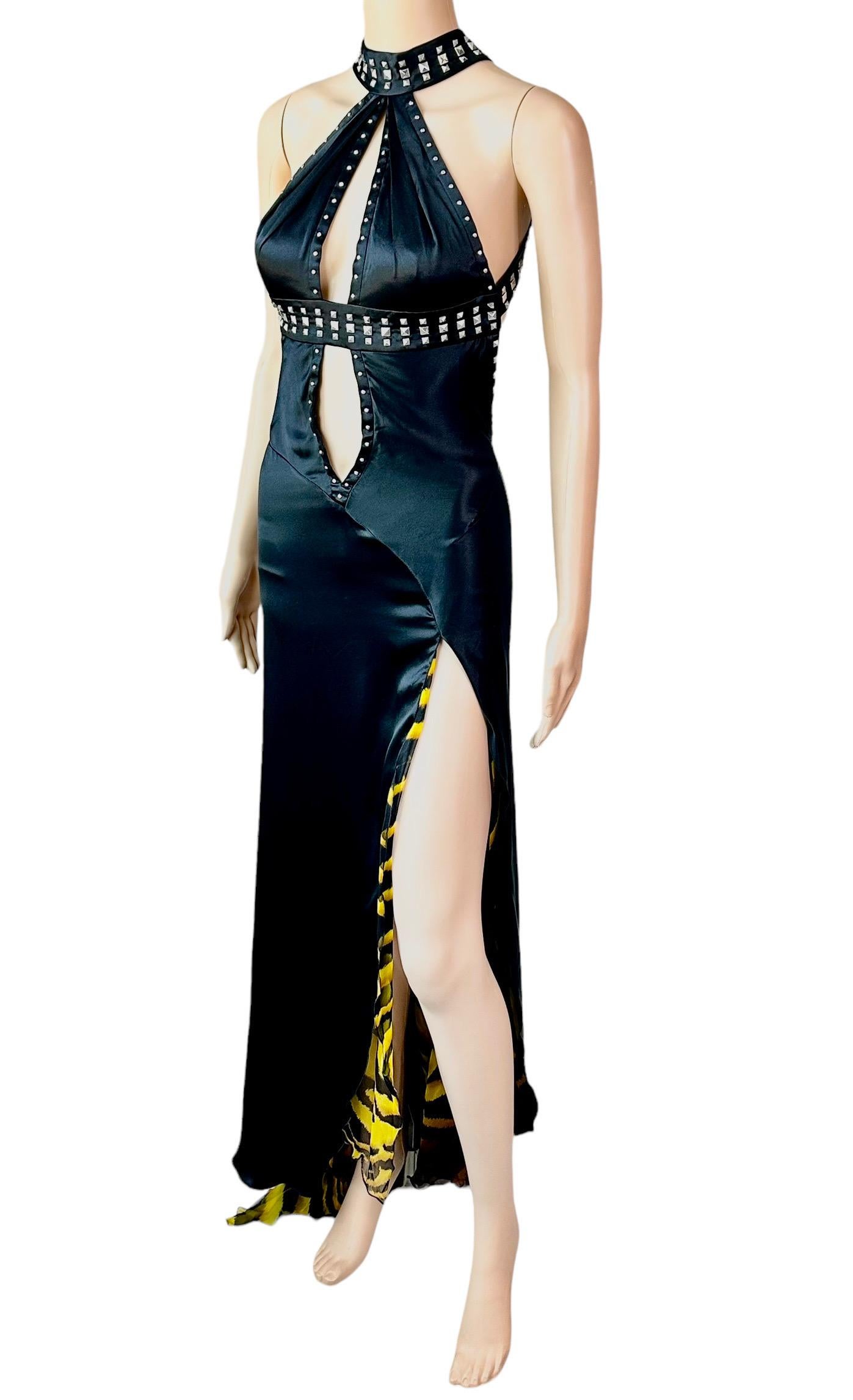 Women's Versace F/W 2004 Runway Studded Plunging Keyhole Neckline Evening Dress Gown For Sale