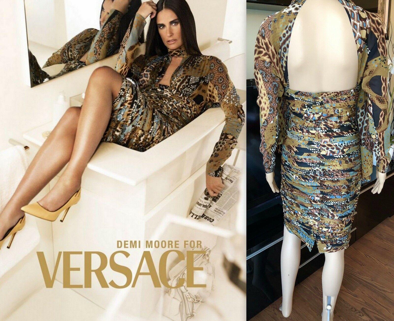 Versace F/W 2005 Runway Campaign Ruched Cutout Back Dress For Sale 1