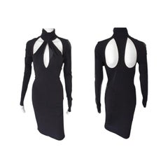 Versace A/I 2005 - Vestito nero con scollatura profonda e ritagliata